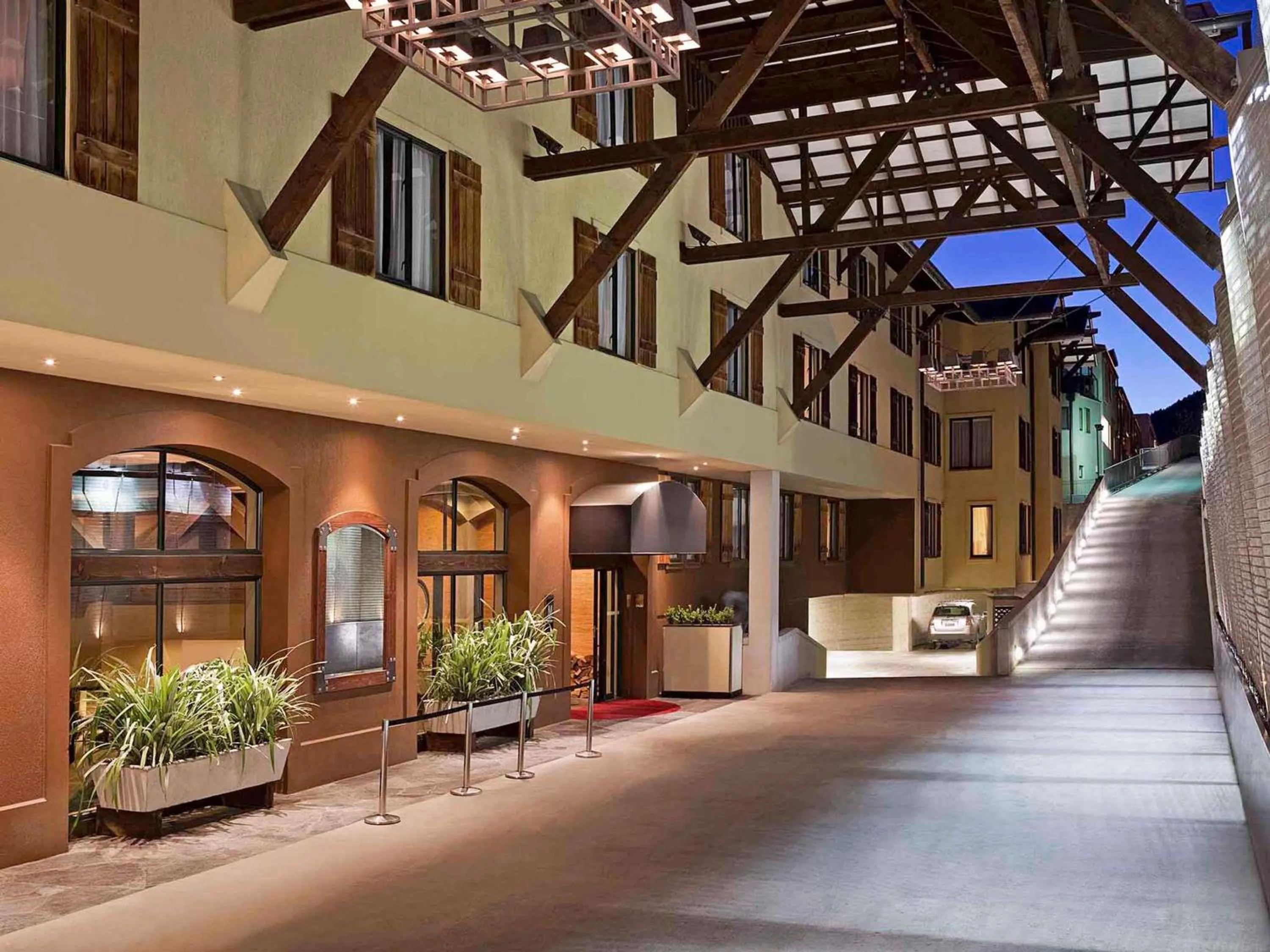 One-Bedroom King Suite in Hotel St Moritz, Queenstown - MGallery Collection