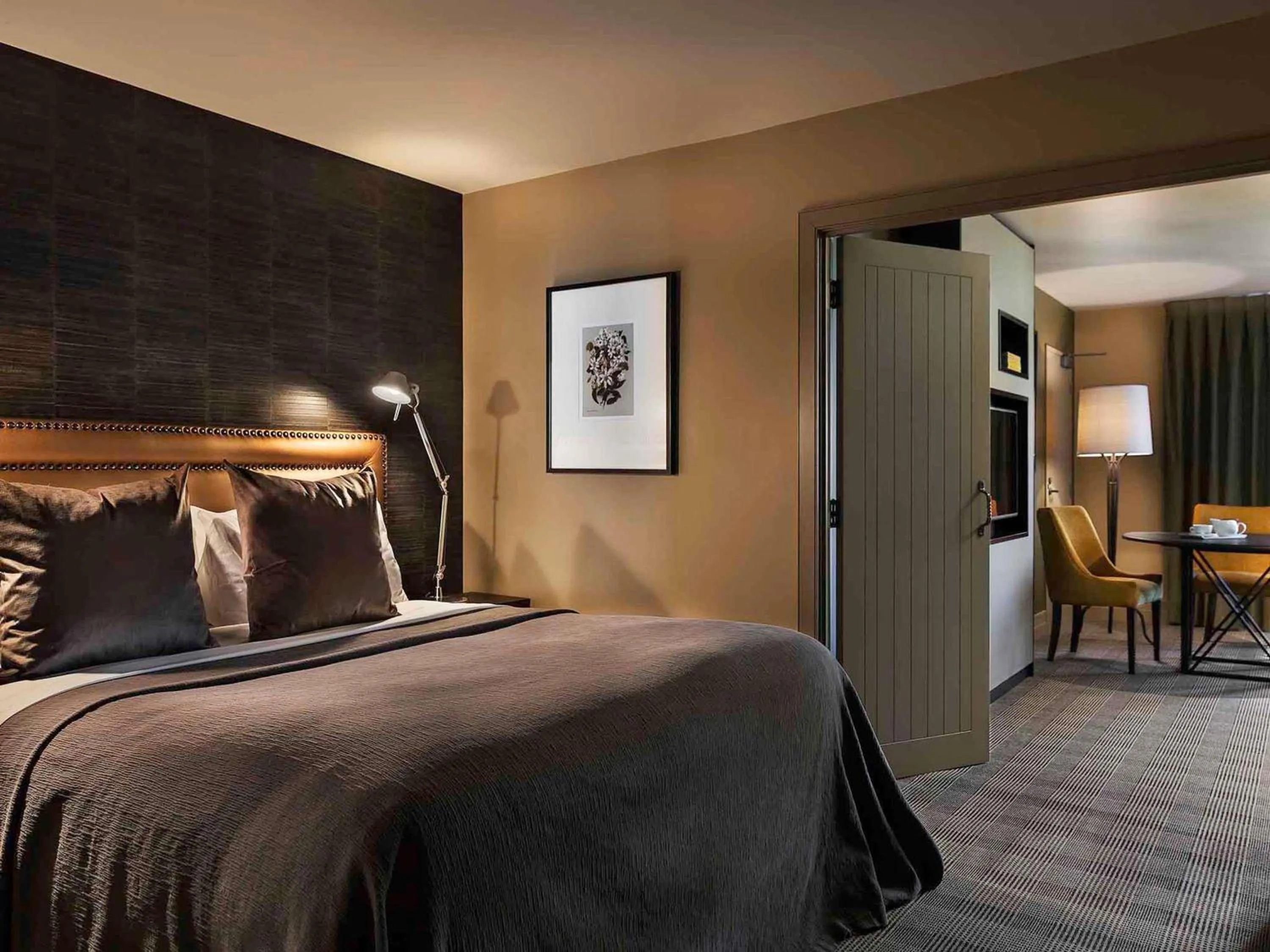 Alpine Two Bedroom Suite with Two King Beds and Lake View in Hotel St Moritz, Queenstown - MGallery Collection