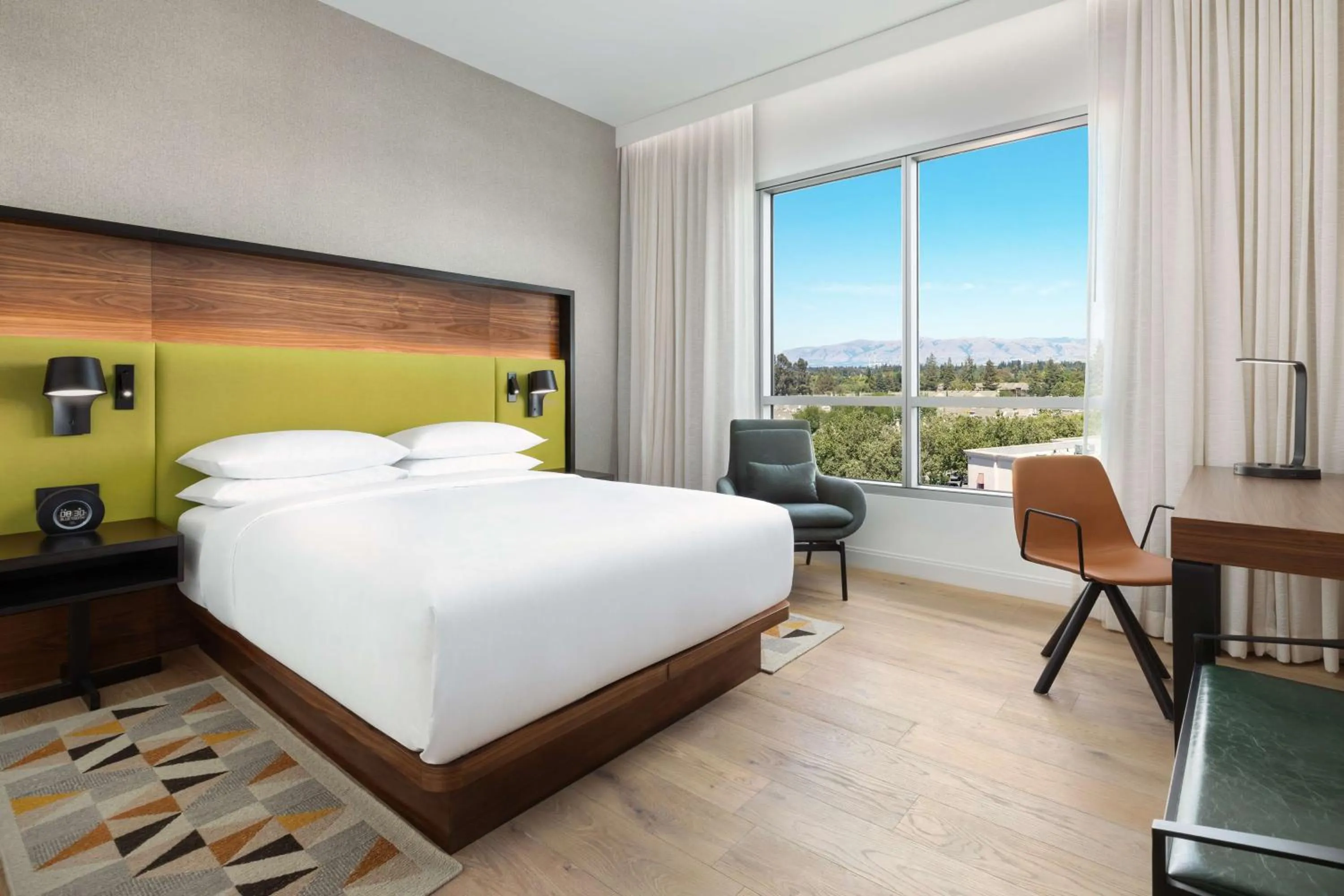 One-Bedroom Queen Suite in Hyatt Centric Mountain View