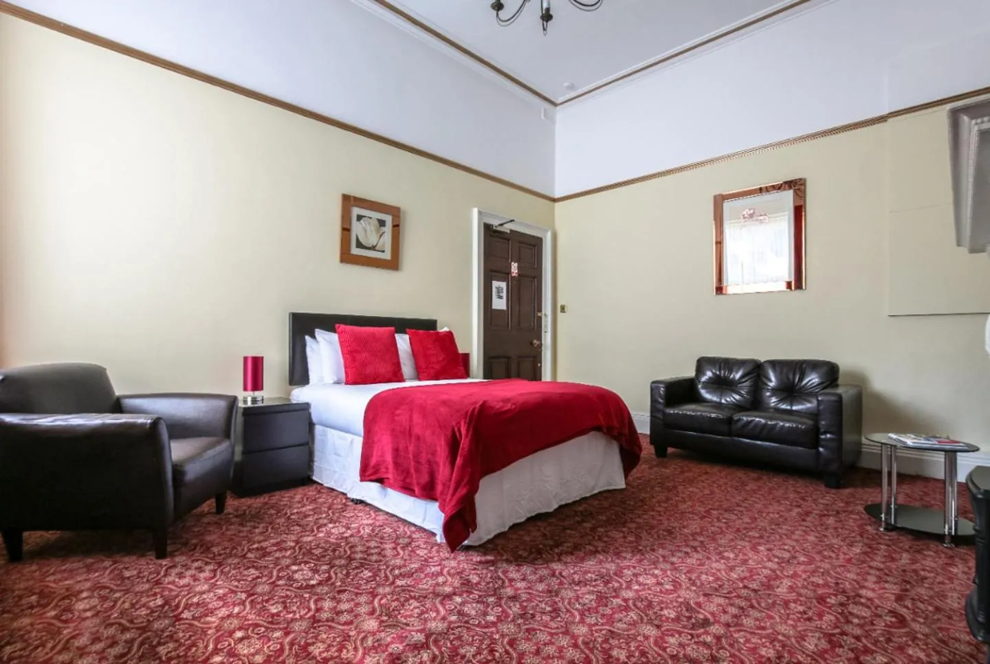 Studio Apartment in City Studios - Rodney Street