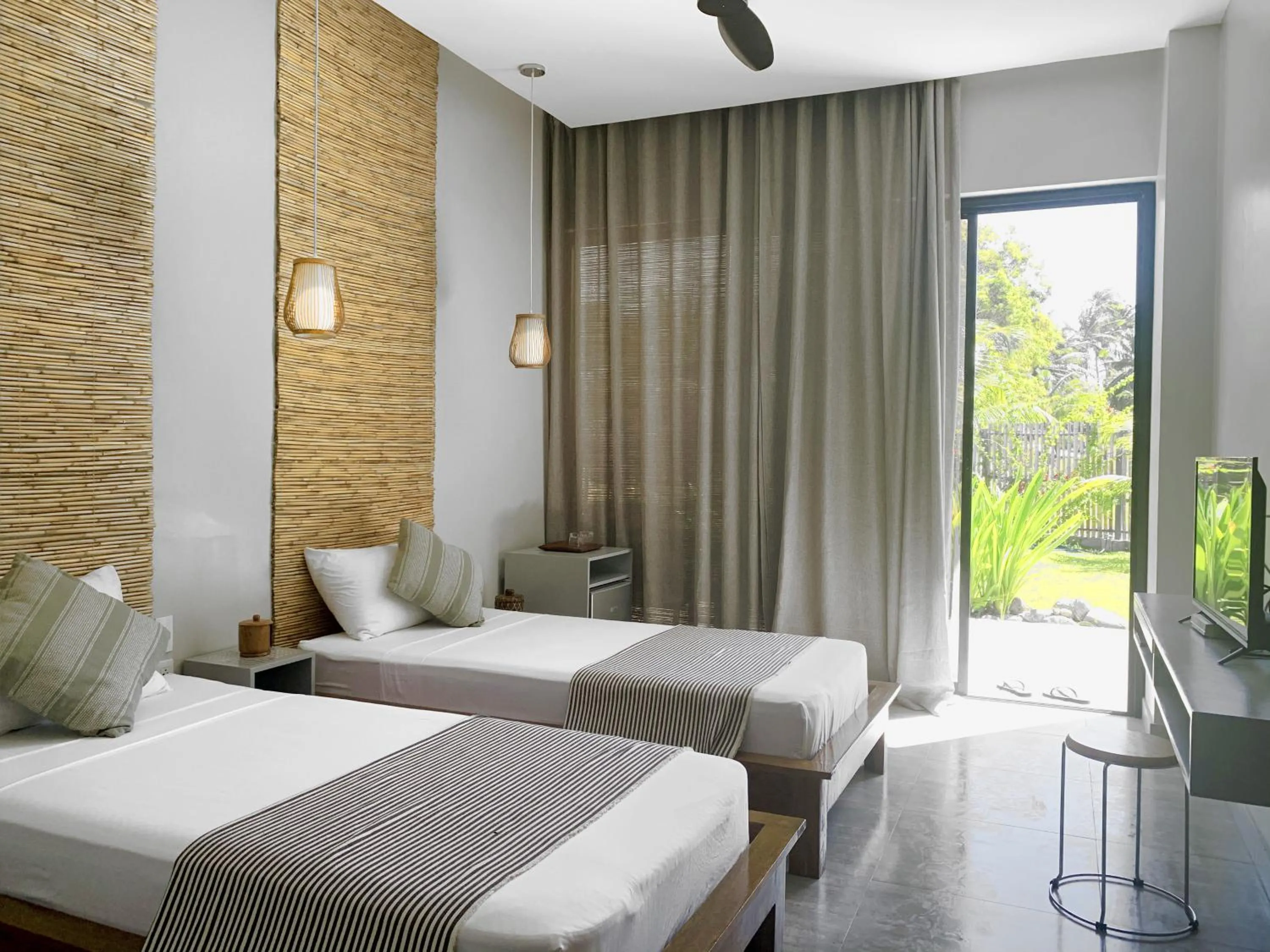 Deluxe Twin Room in Mahi Mahi Dive Resort