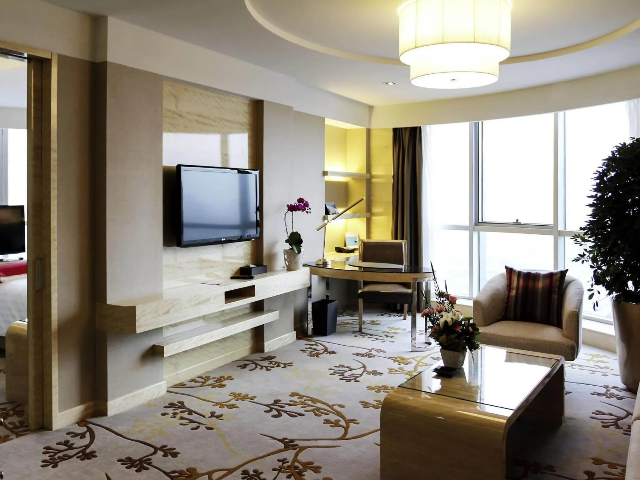 Deluxe Suite in Pullman Linyi Lushang