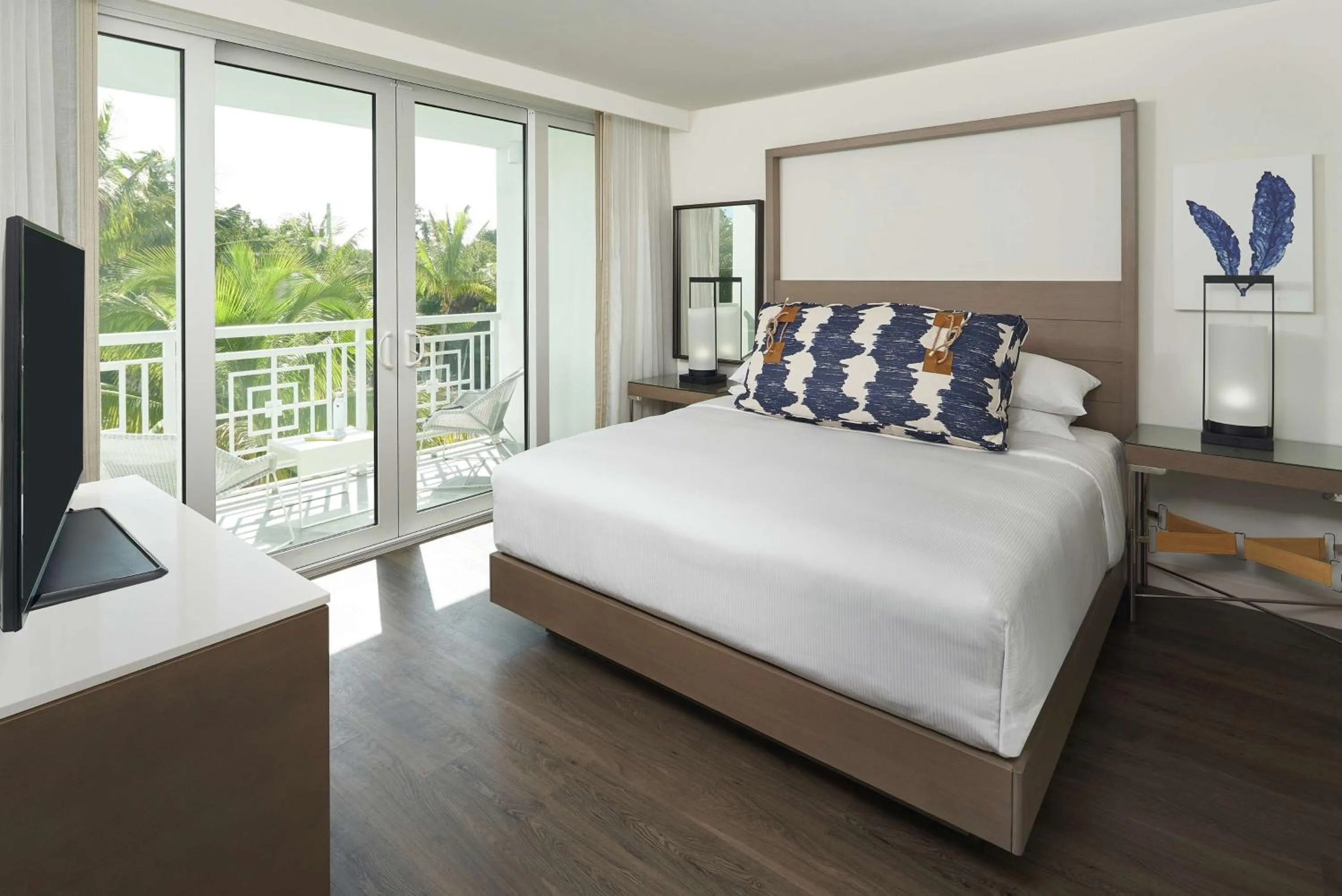 King Suite in Baker's Cay Resort Key Largo, Curio Collection By Hilton