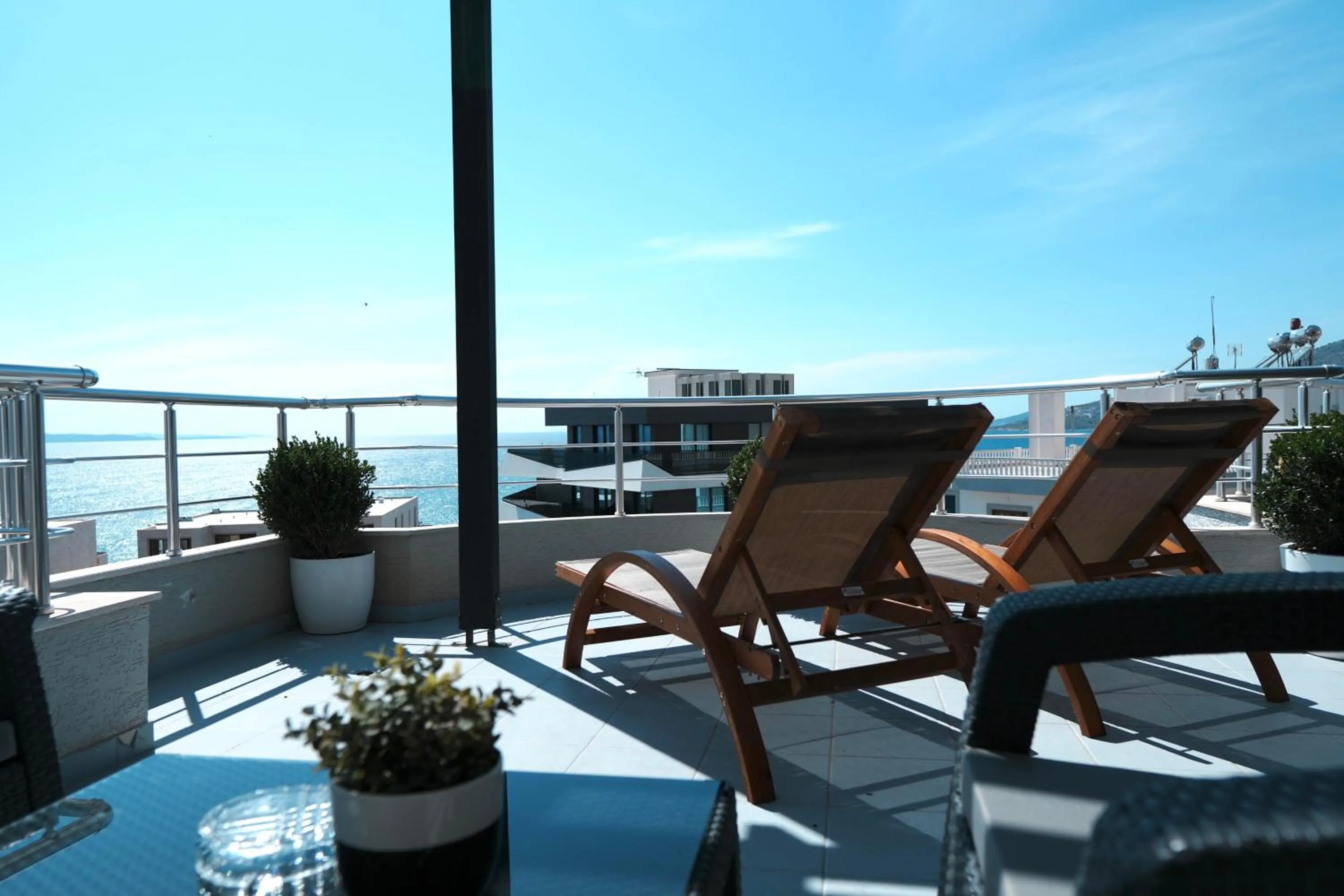 Superior Suite with Terrace and Sea View in Hotel Blue Sky