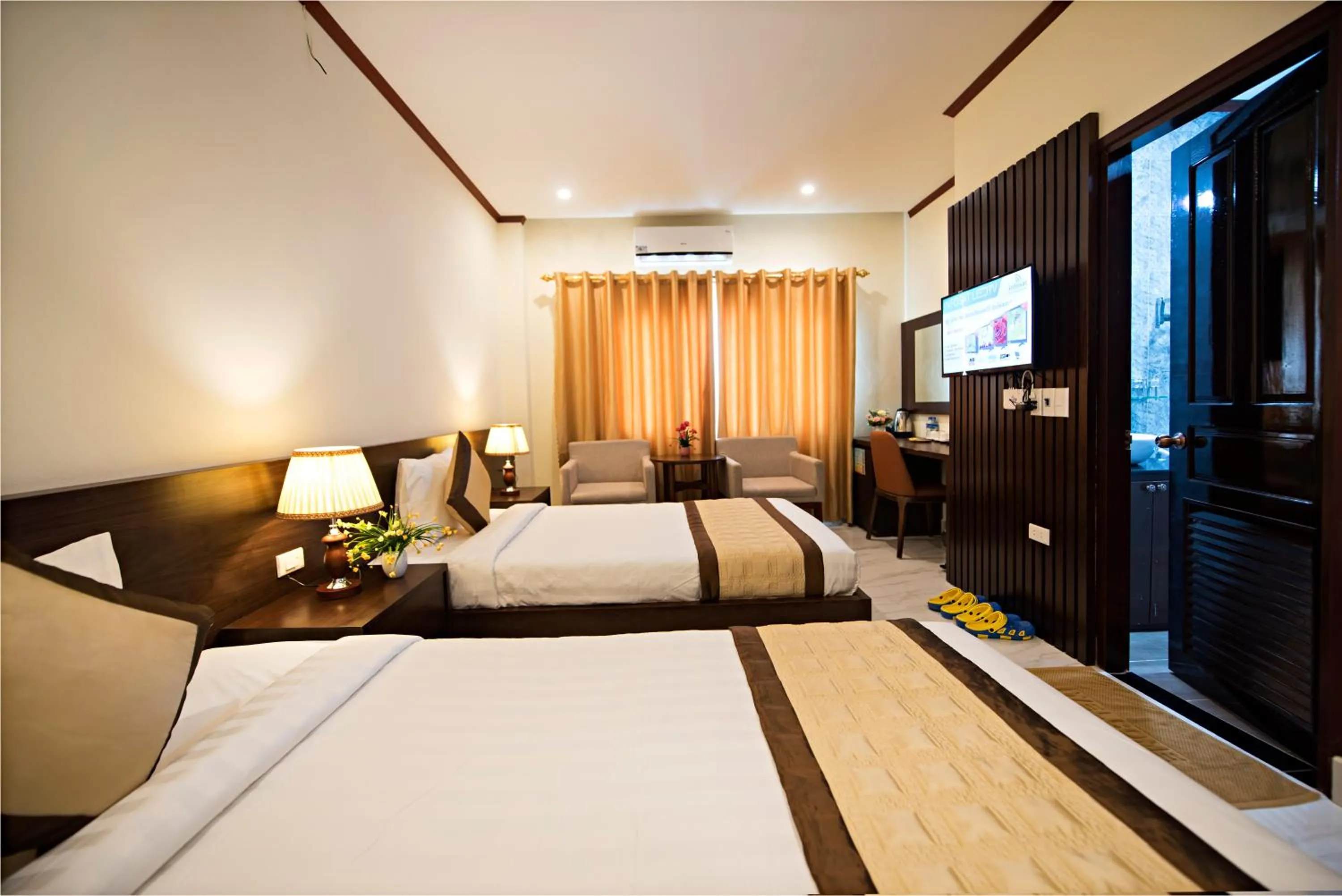 Twin Room with Mountain View in Premier Vang Vieng Hotel