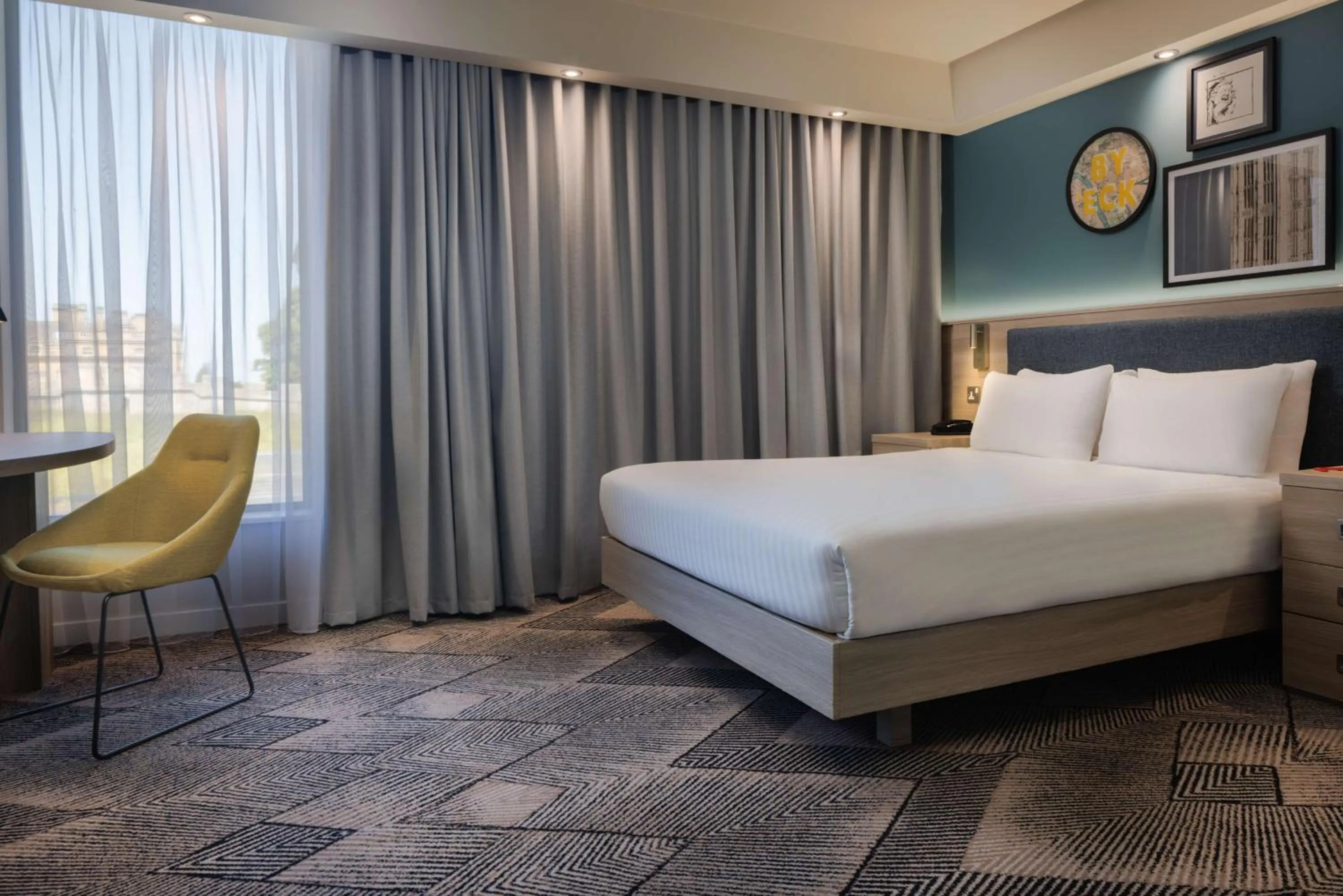 Queen Room - Mobility Access in Hampton by Hilton York