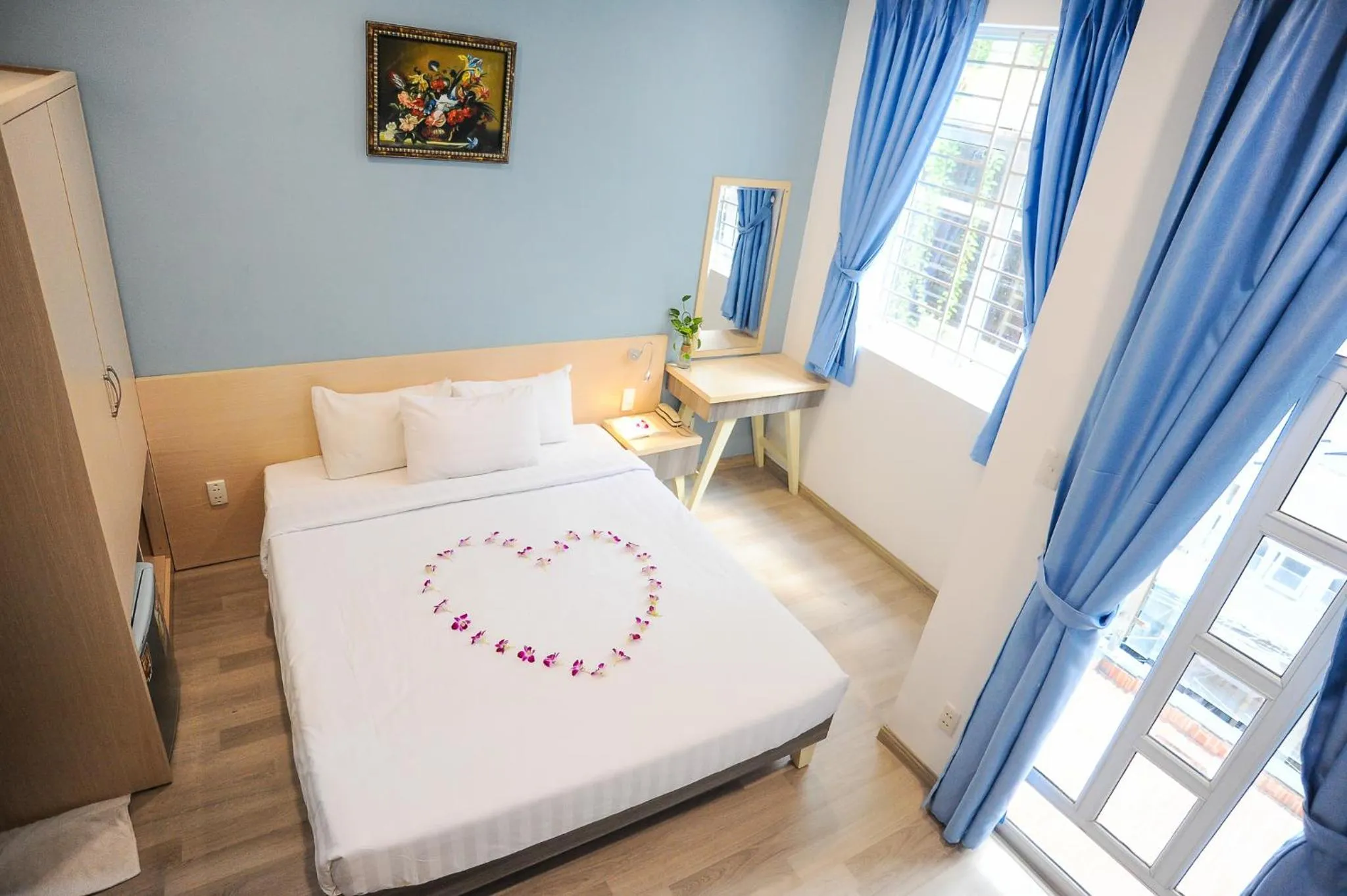 Double Room with Balcony in My Anh 120 Central Saigon Hotel Ben Thanh Market