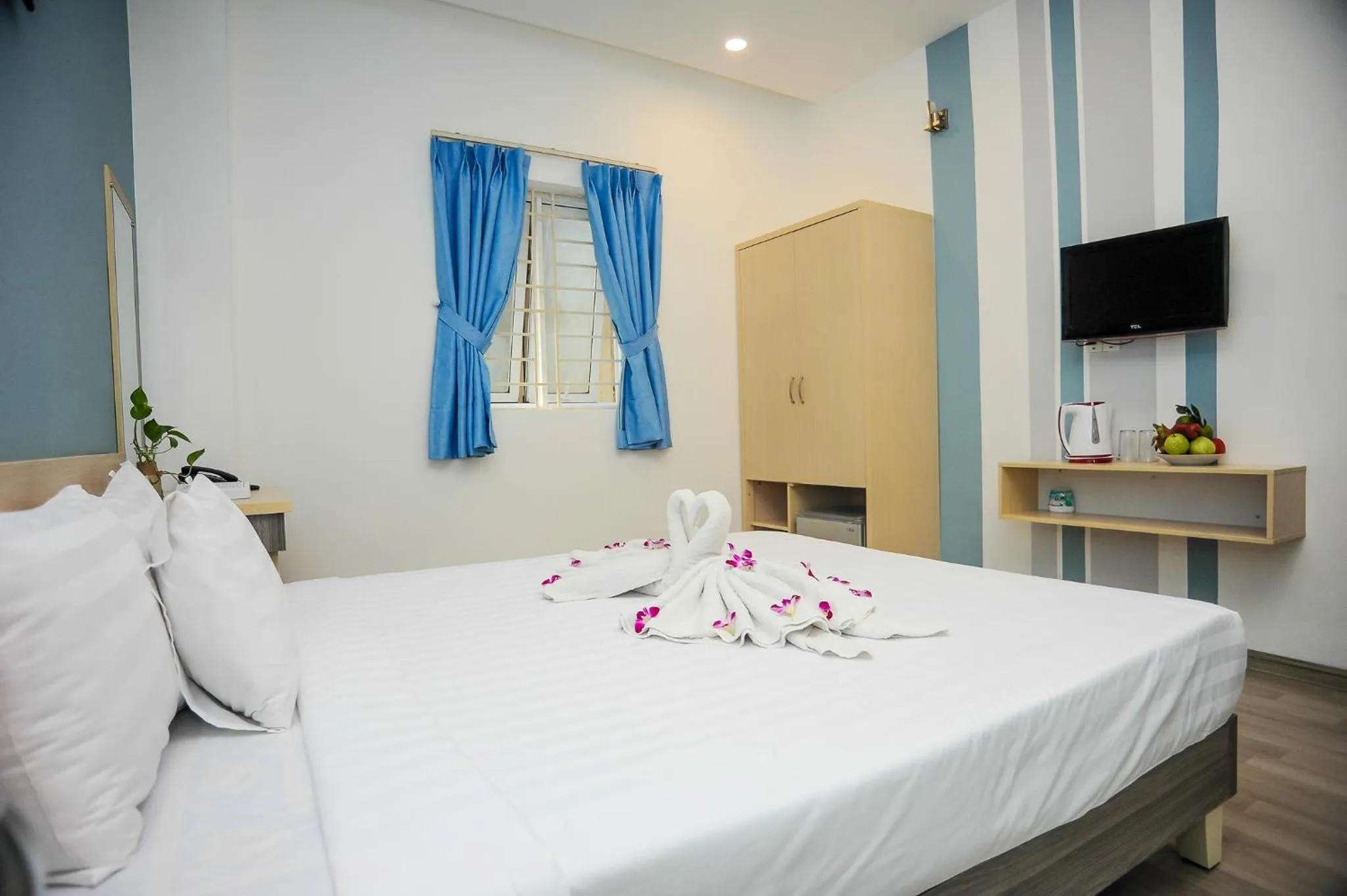 Deluxe Double Room in My Anh 120 Central Saigon Hotel Ben Thanh Market