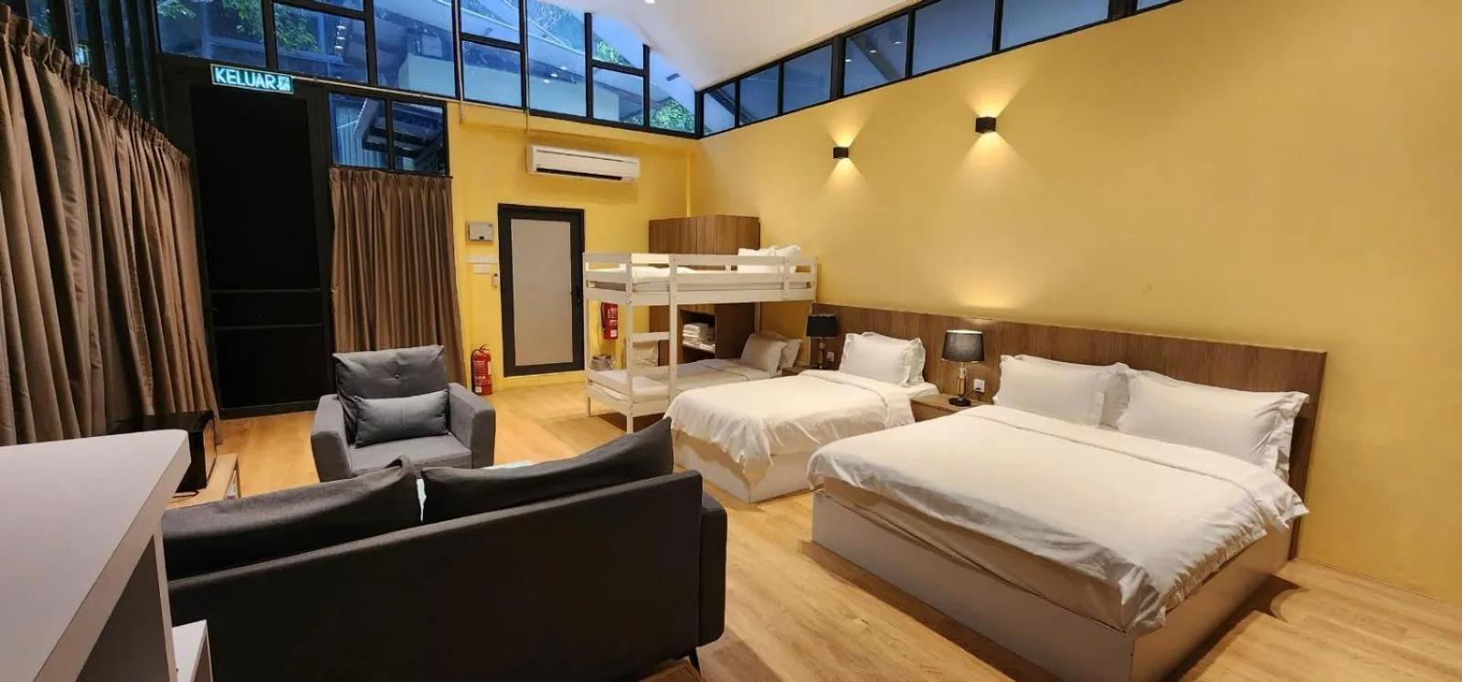 Chalet (5 Pax) in Boulder Valley