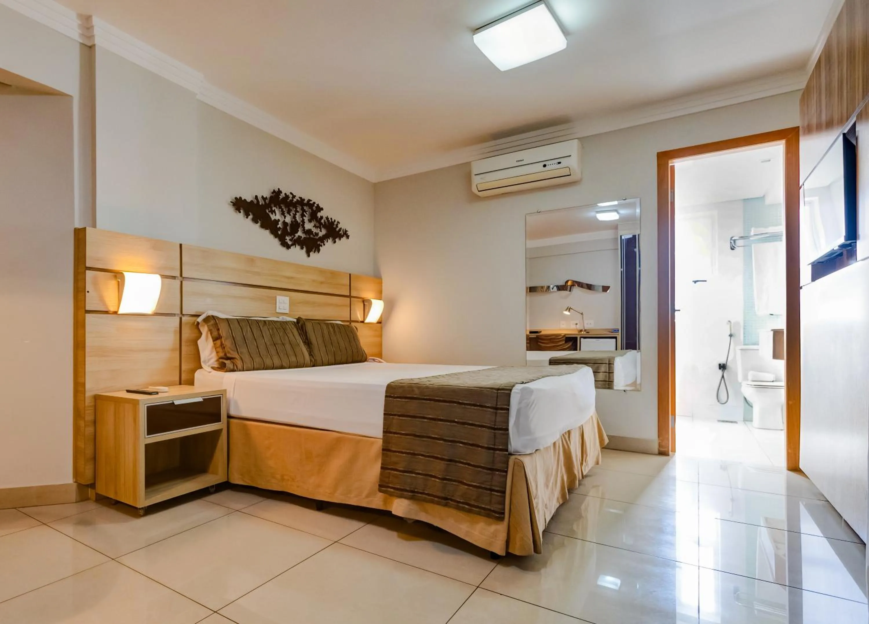 Luxury Double Room in BH Jaraguá Hotel