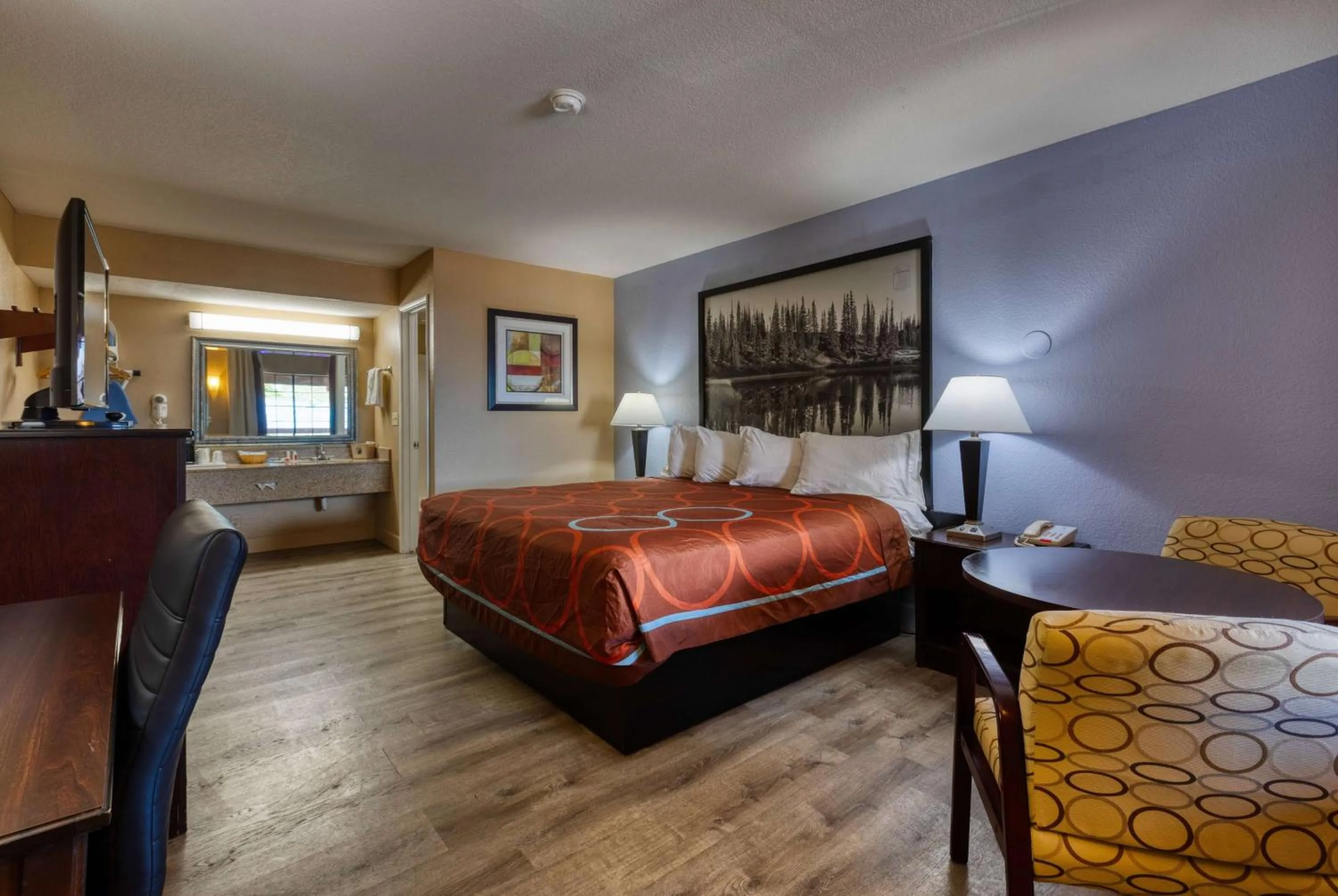 King Suite - Non-Smoking in Super 8 by Wyndham Payson