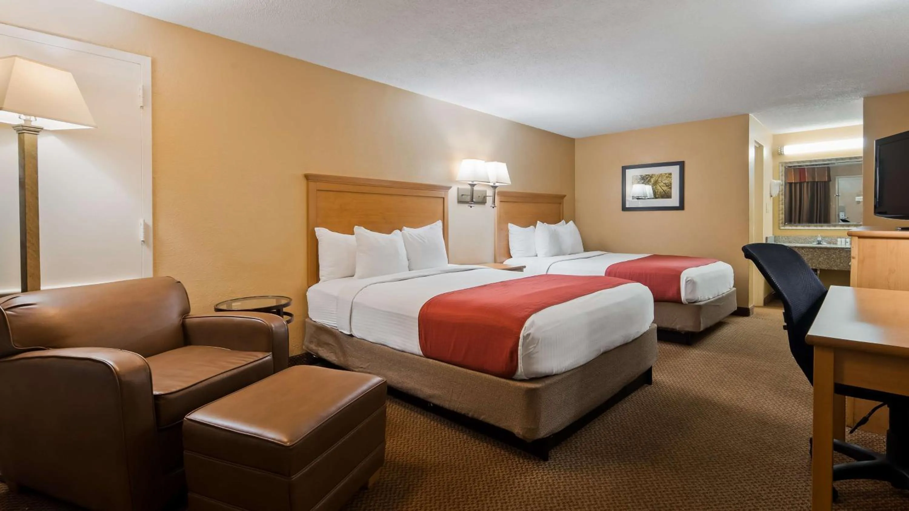 Queen Room with Two Queen Beds and Work Desk - Non-Smoking/Second Floor in SureStay Plus by Best Western Covington