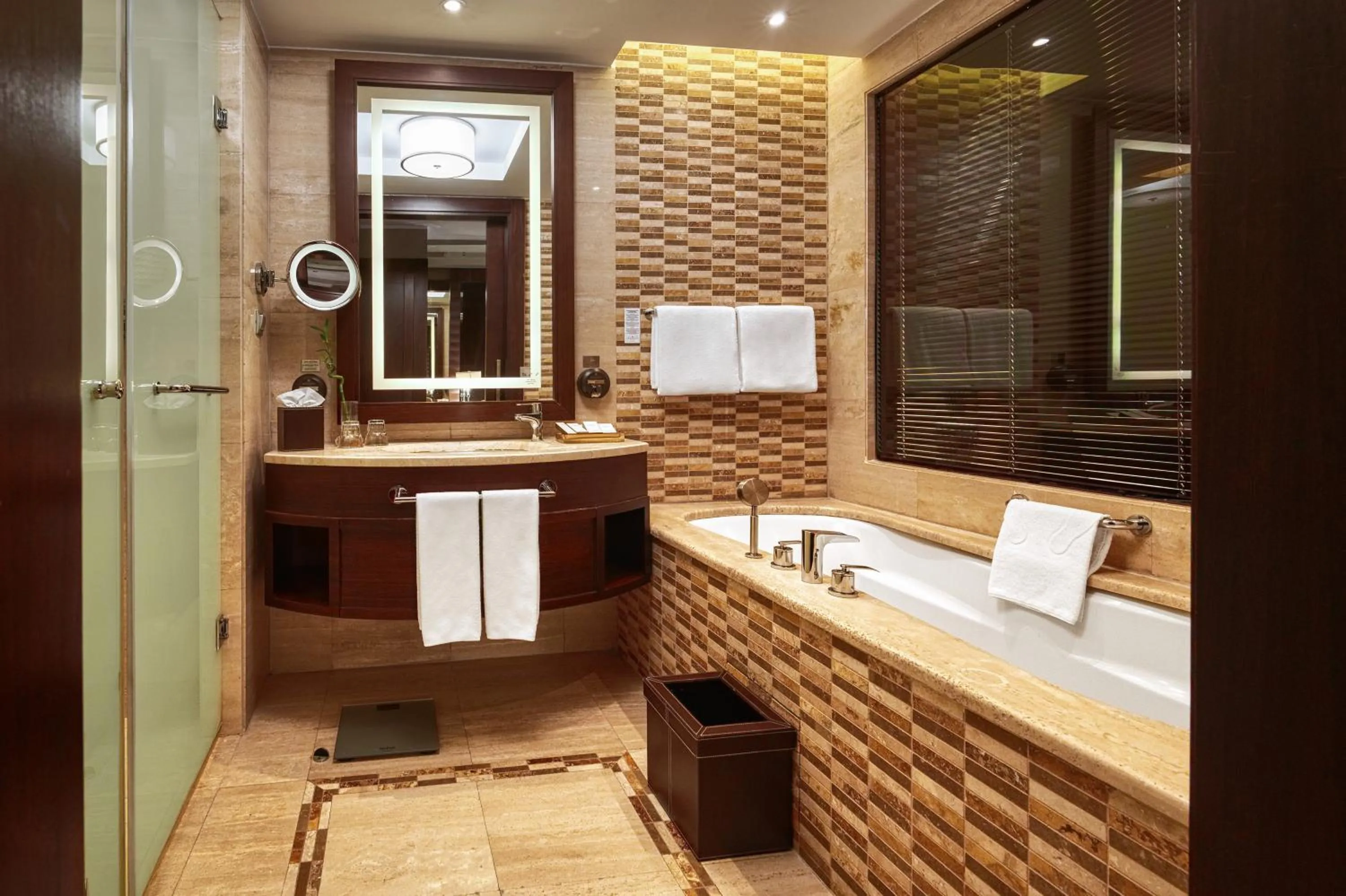 Deluxe King Room with Lake View in Rixos Borovoe