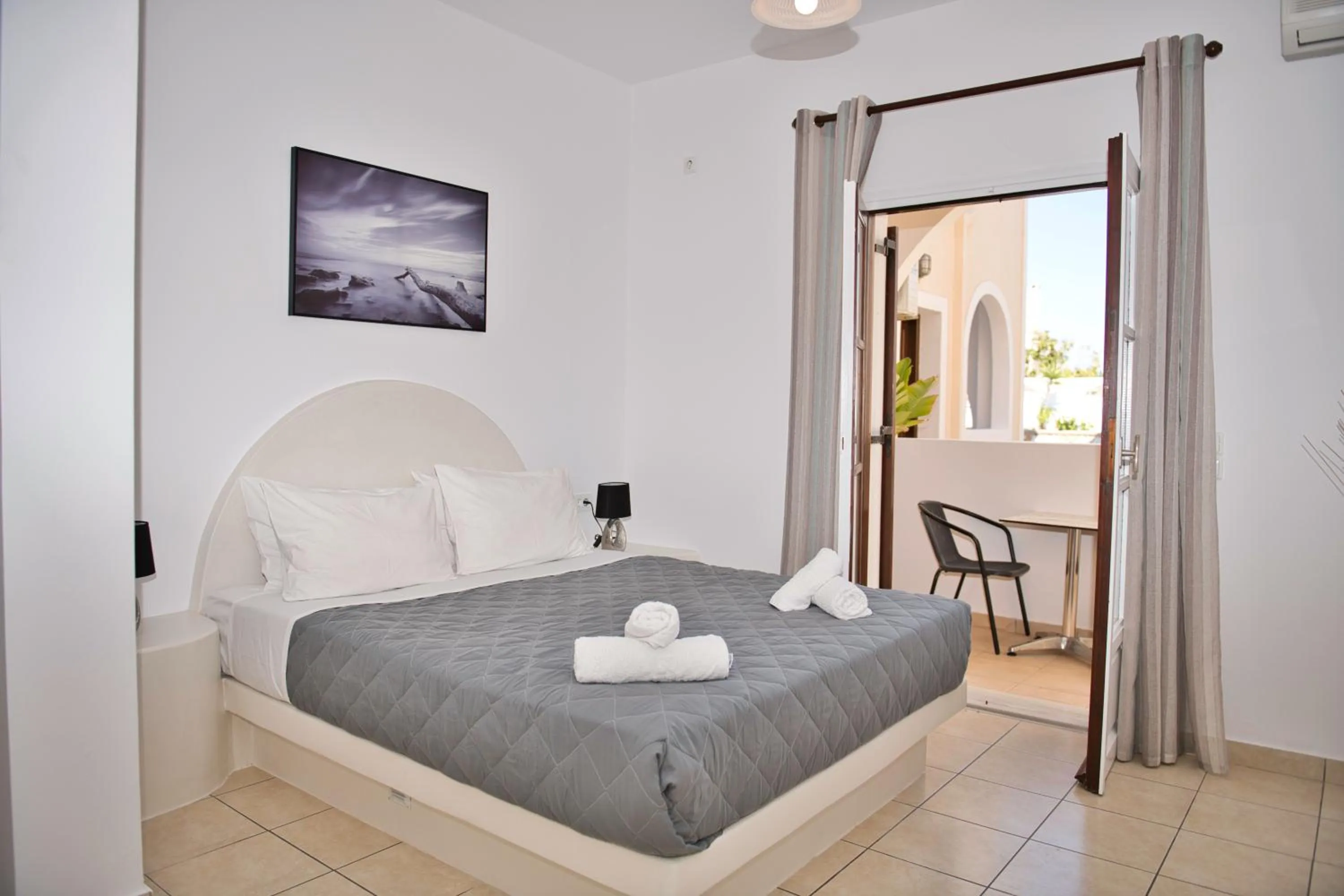 Deluxe Double Room in Villa Angira