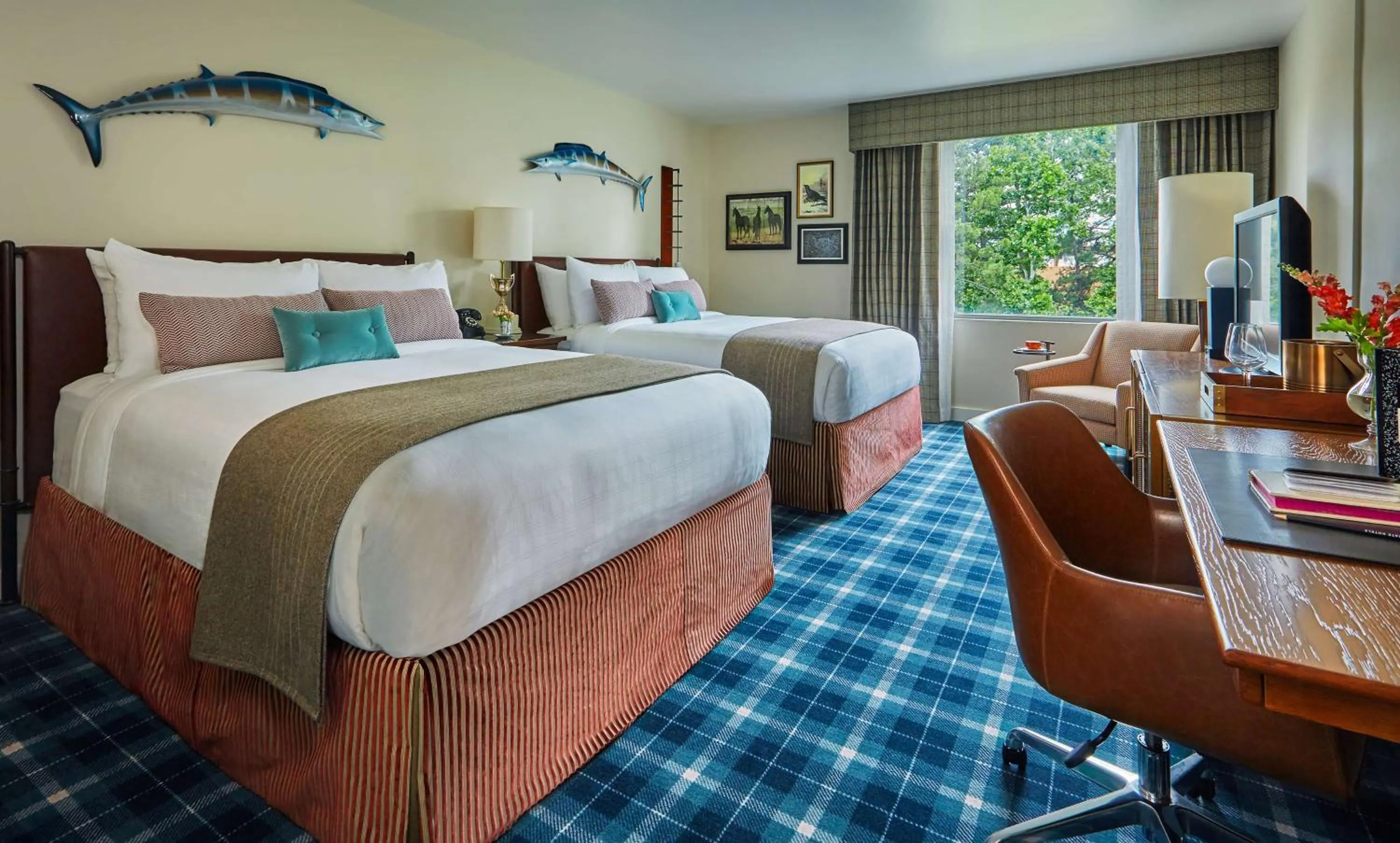 Graduate Queen Room with Two Queen Beds and Mobility Accessible Tub in Graduate by Hilton Charlottesville