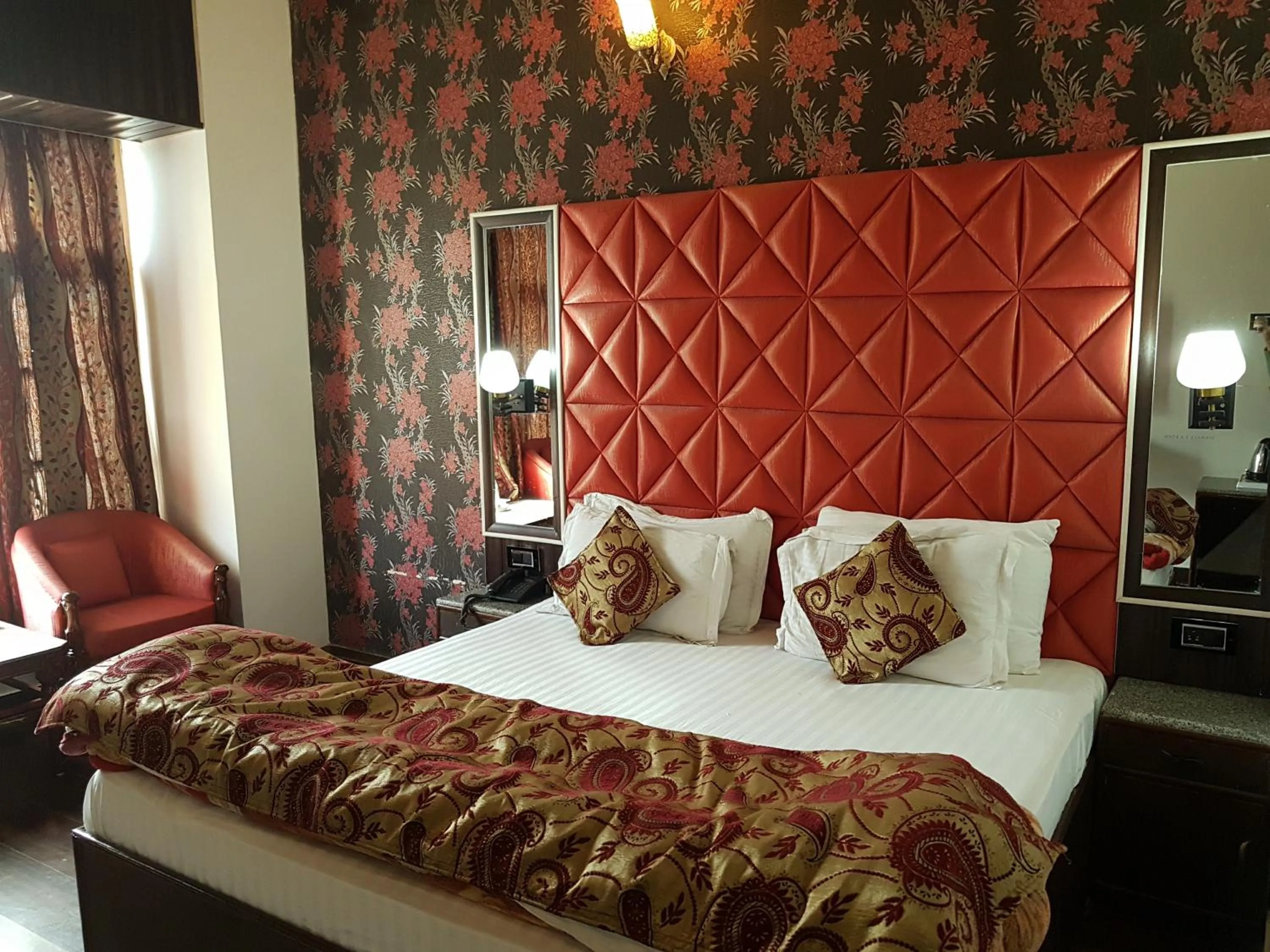 Double Room in Sagrika Resort Dalhousie