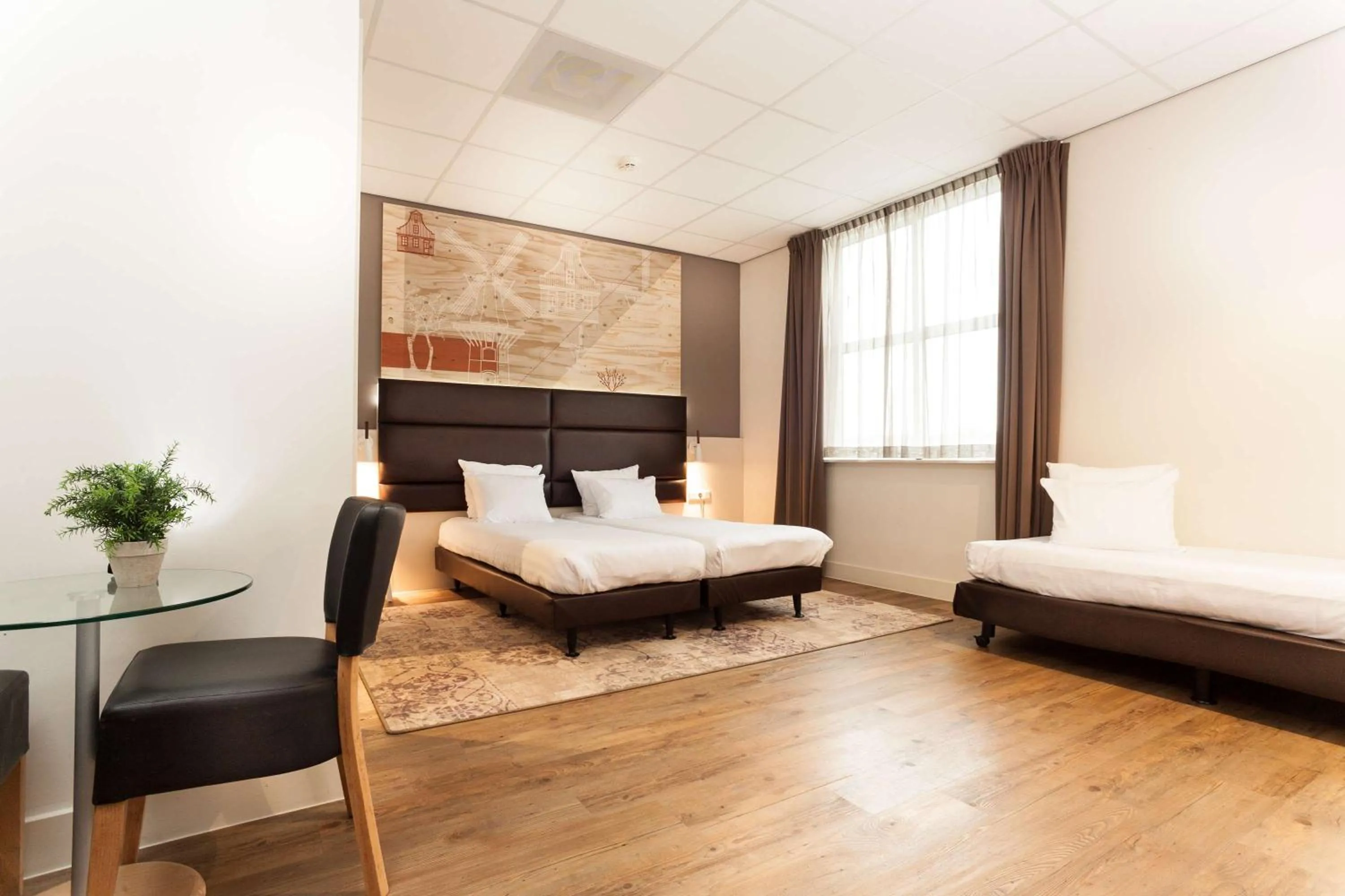 Triple Room with Three Single Beds in Best Western Zaan Inn