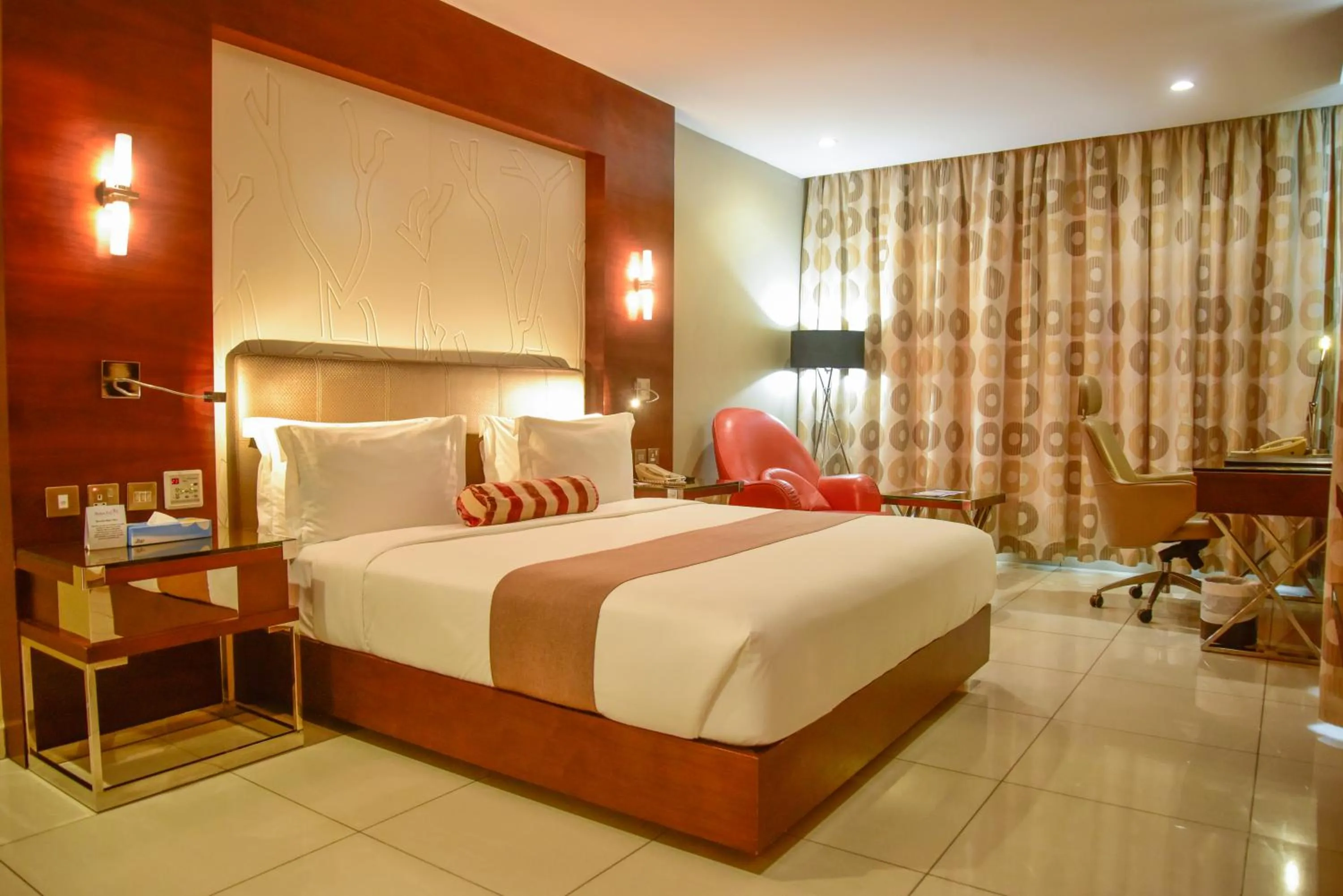 Deluxe Double Room with Balcony and Sea View - single occupancy in Harbour View Suites