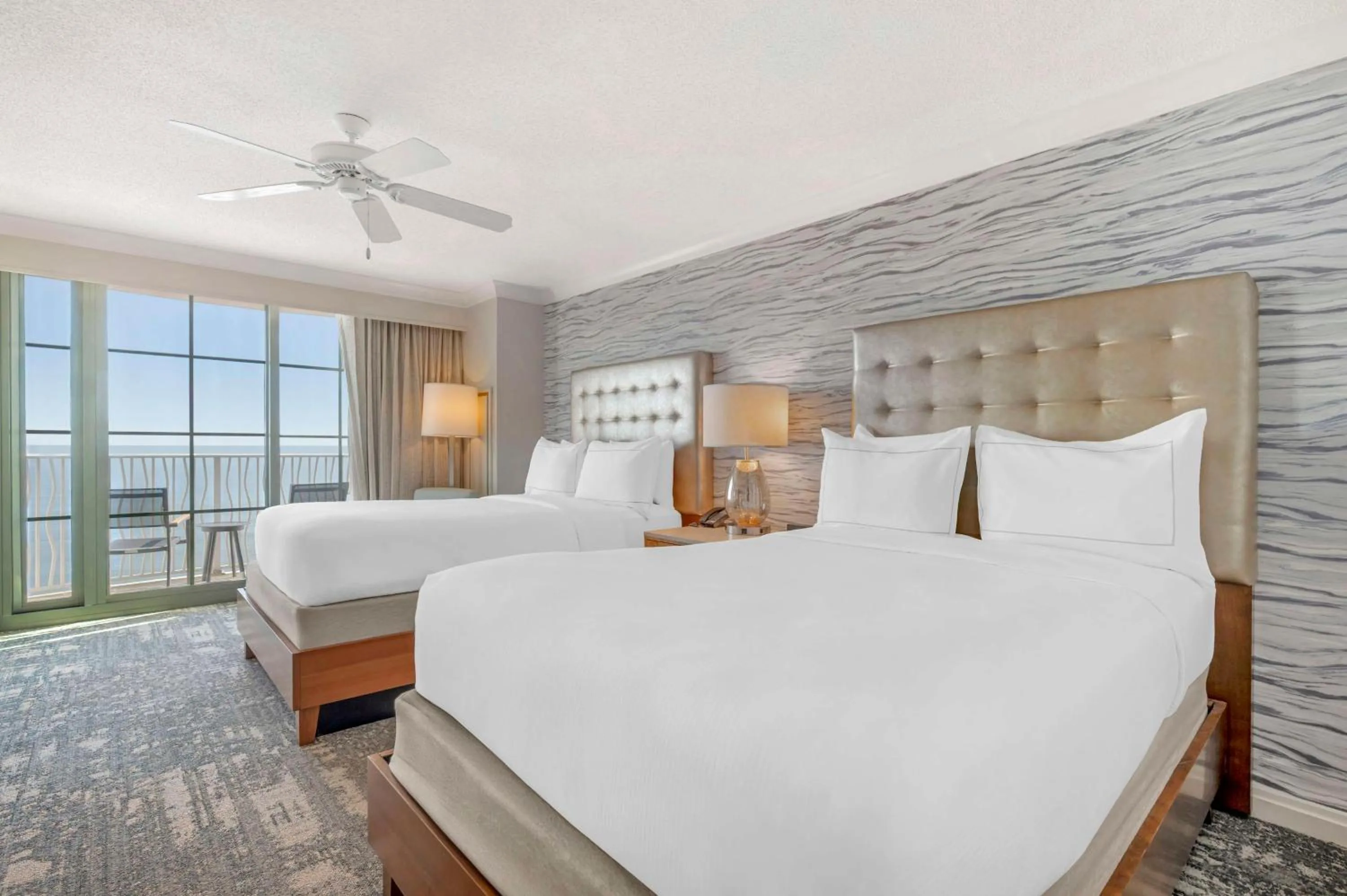 Superior Double Room with Oceanfront View and Balcony - single occupancy in Hilton Virginia Beach Oceanfront