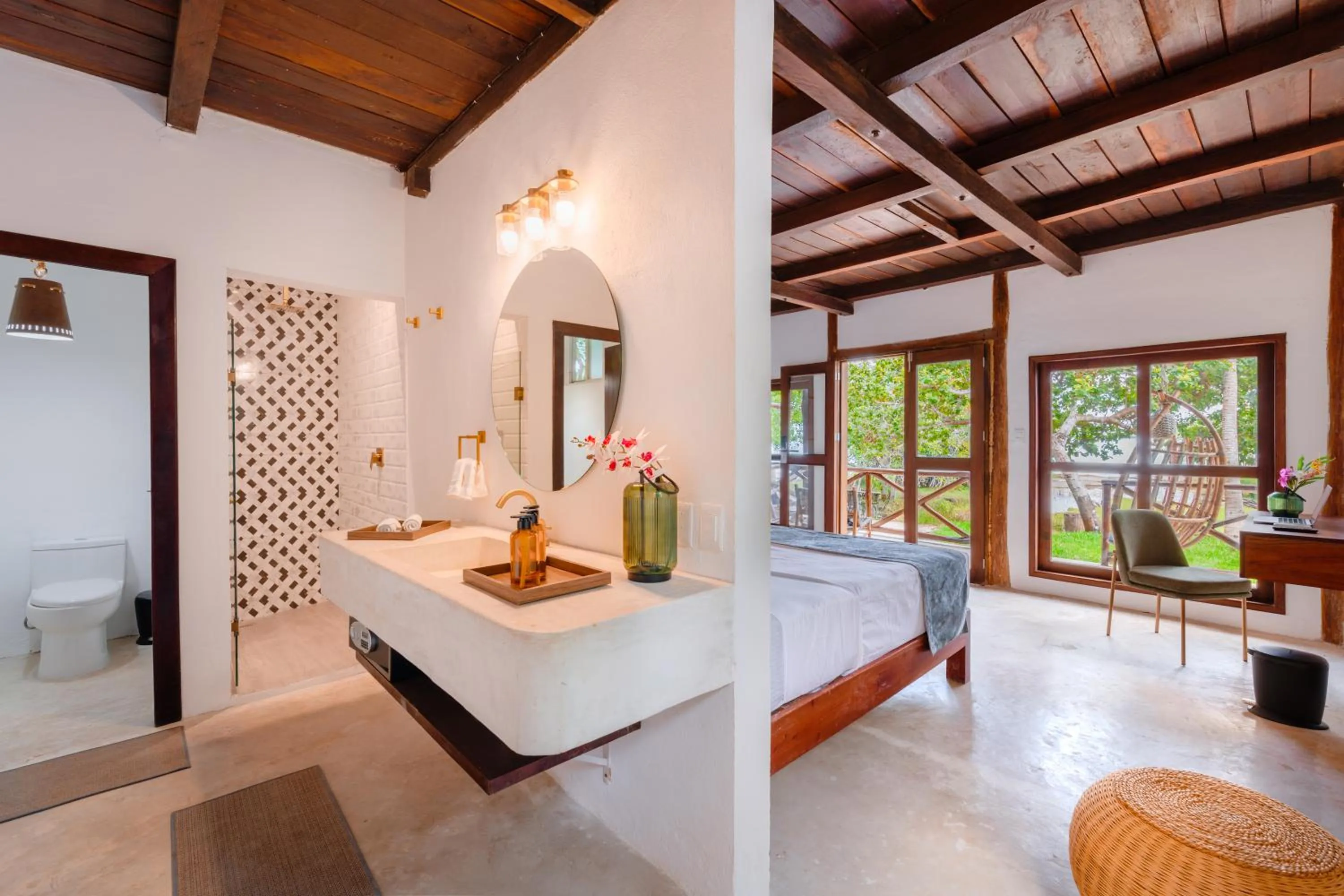 Deluxe Double Room with Two Double Beds in Azulea Bacalar Hotel & Spa - Lagoon Front