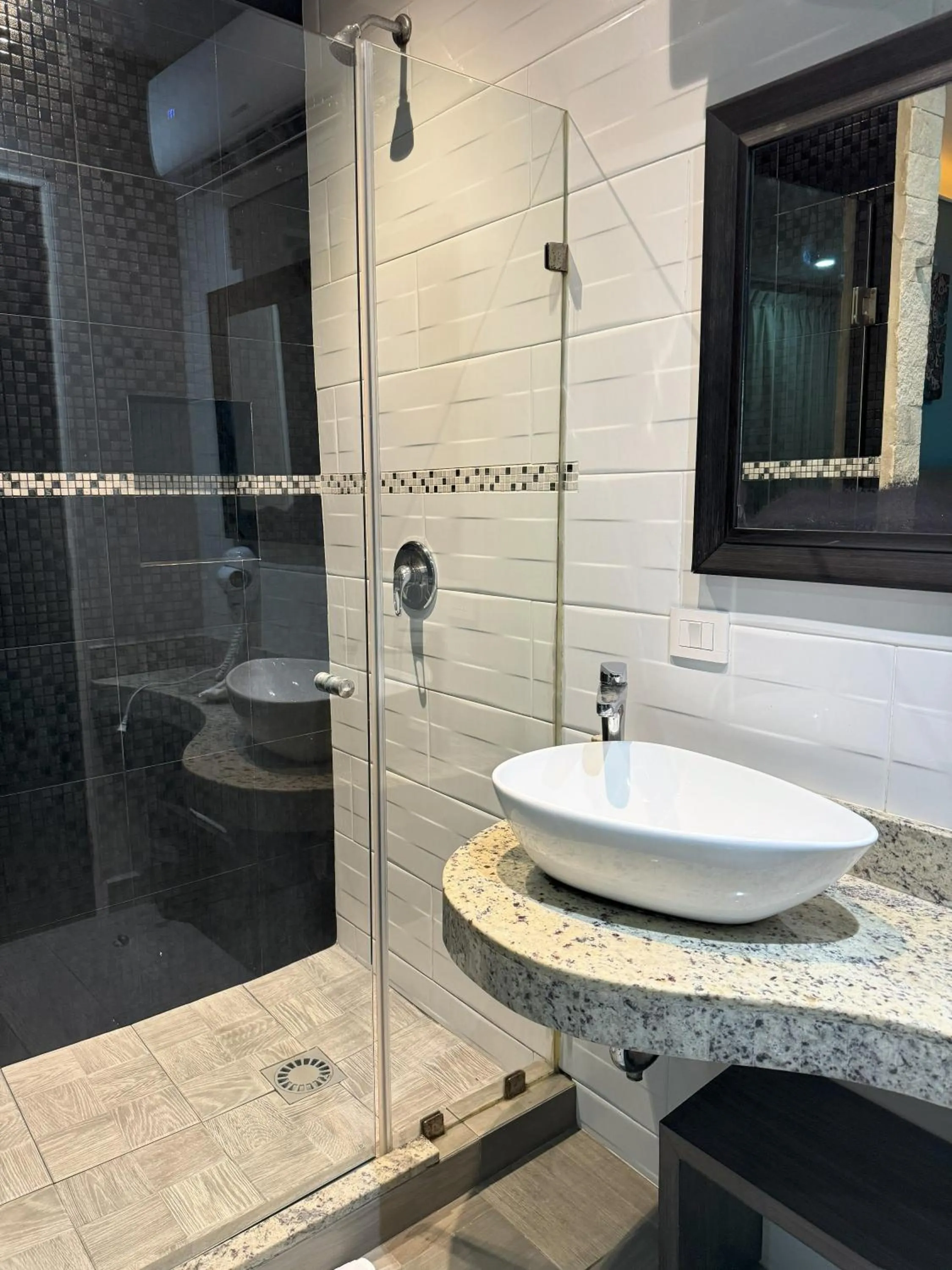 Deluxe Double Room in Illusion Xpress I Attraction Hotel Deluxe