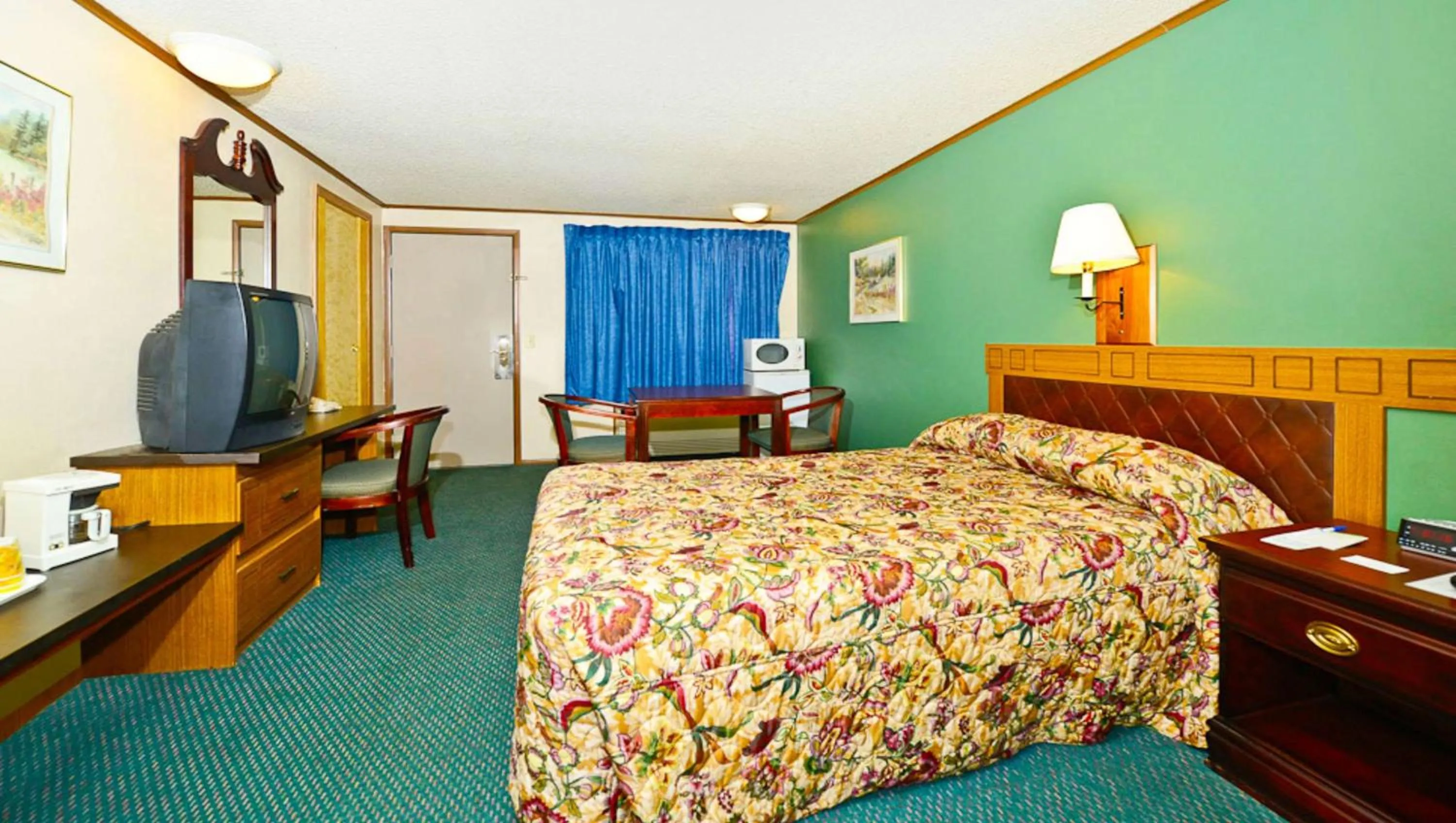 Standard King Room - single occupancy in M Star Hotel Covington