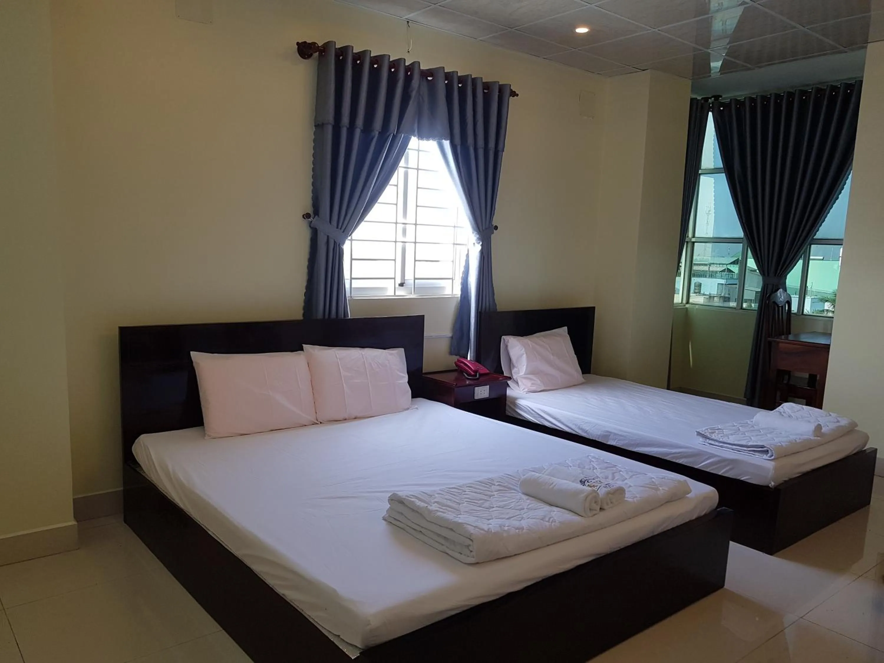 Deluxe Family Room in Hostel Đặng Lợi ホステルダンロイ
