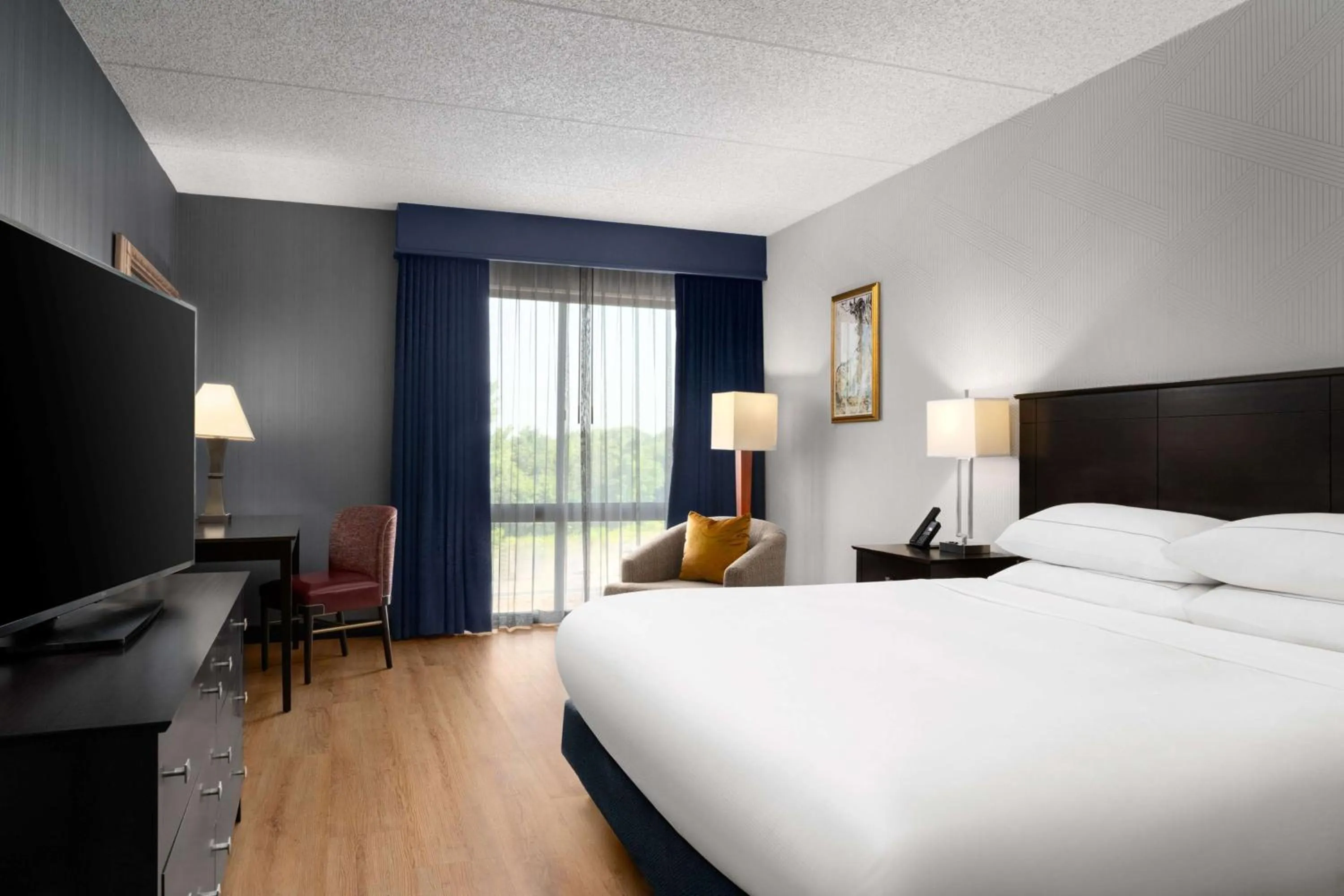 King Room - Non-Smoking in DoubleTree by Hilton Bradley International Airport