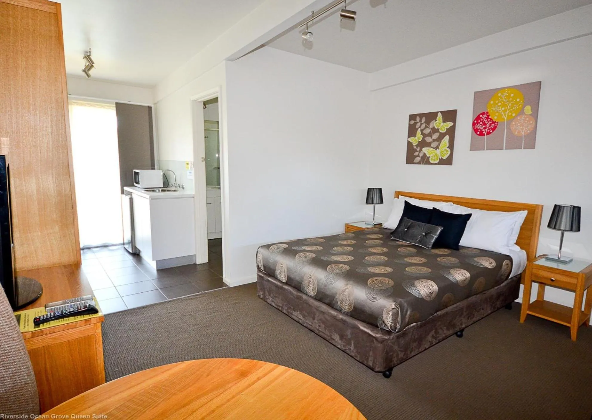 Motel Queen Room  in Riverside Ocean Grove