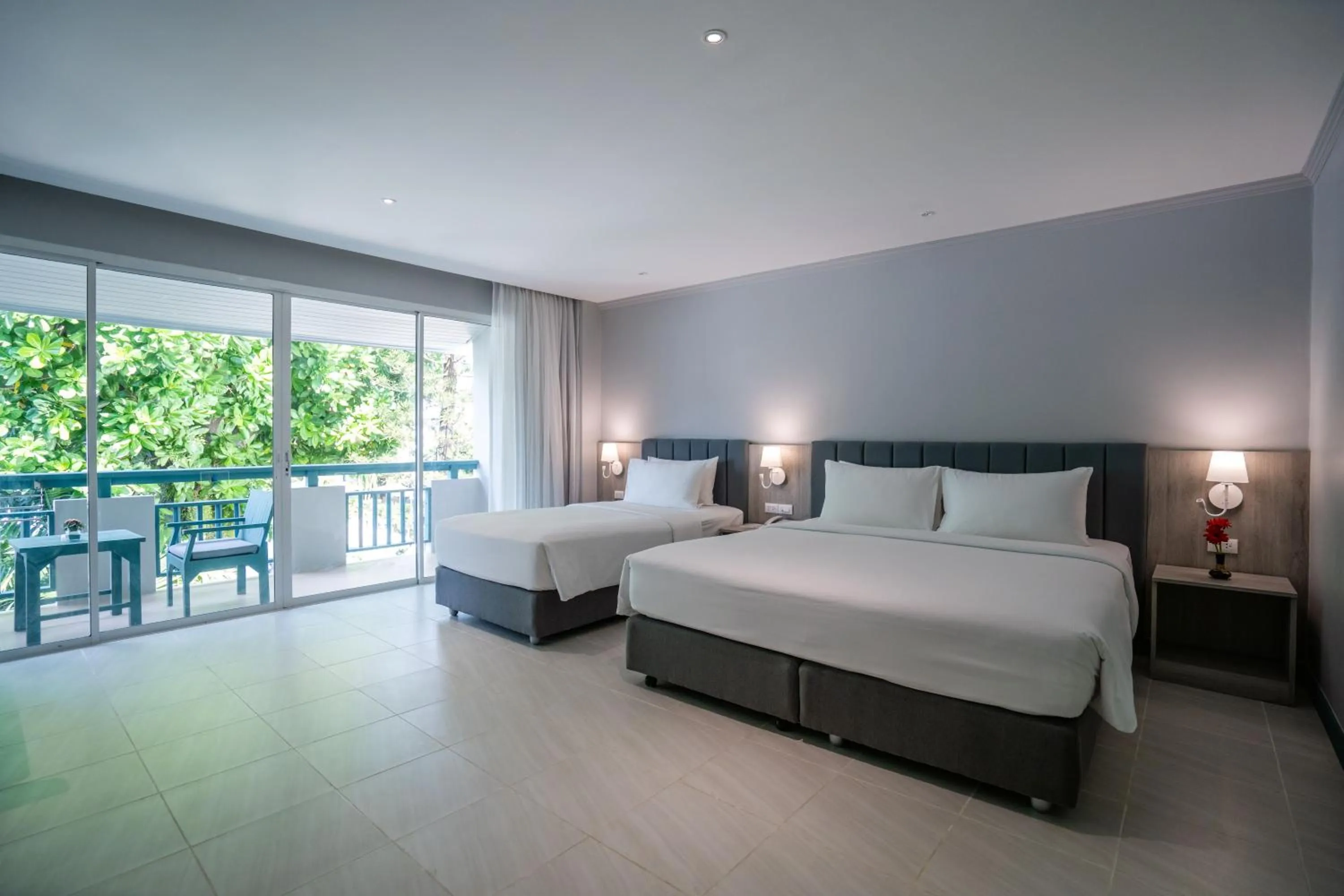 Deluxe Family Room in Phuket Island View Resort - SHA Extra Plus
