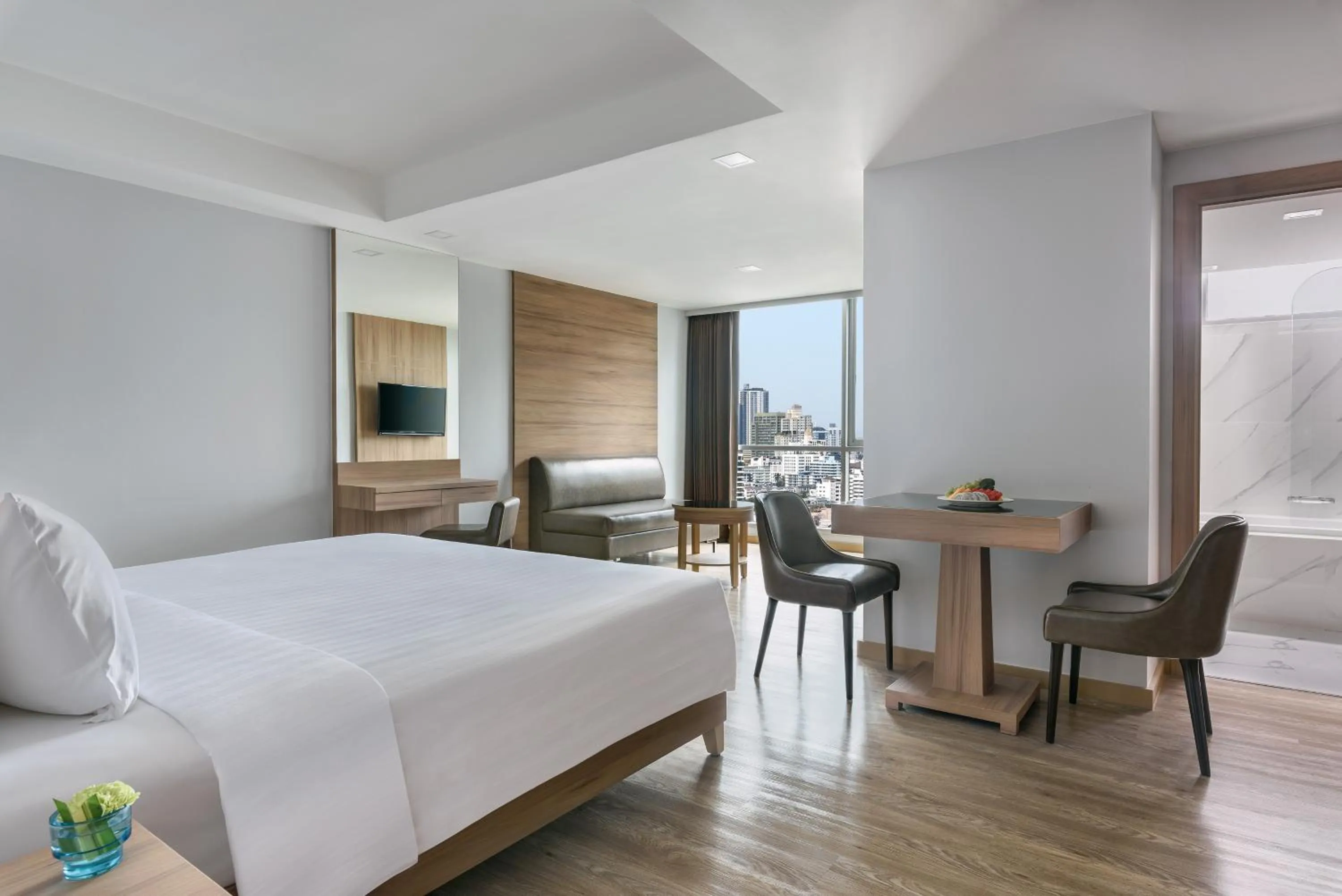 Deluxe Suite in Adelphi Grande Sukhumvit