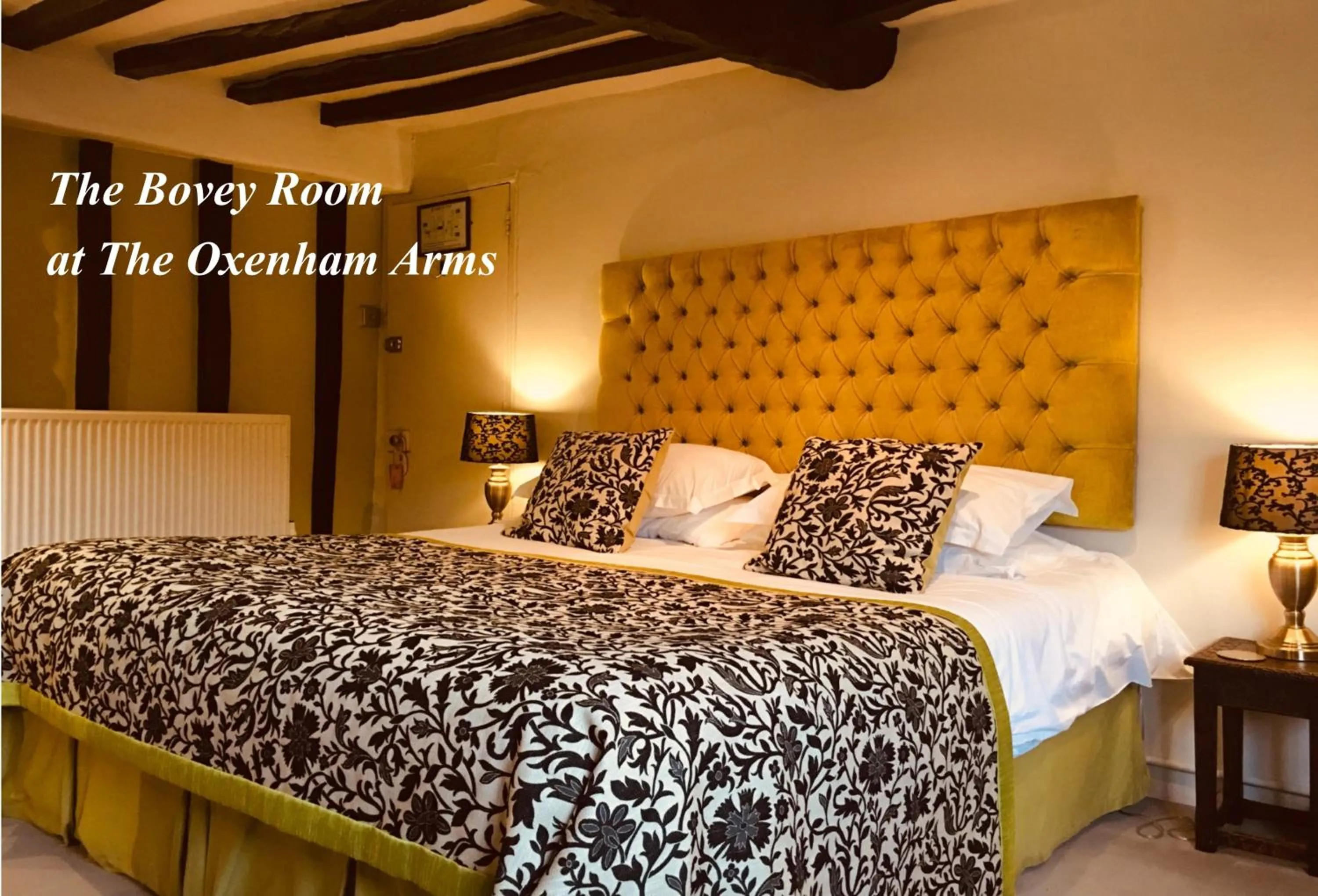 Double Room with Garden View in The Oxenham Arms Hotel Devon