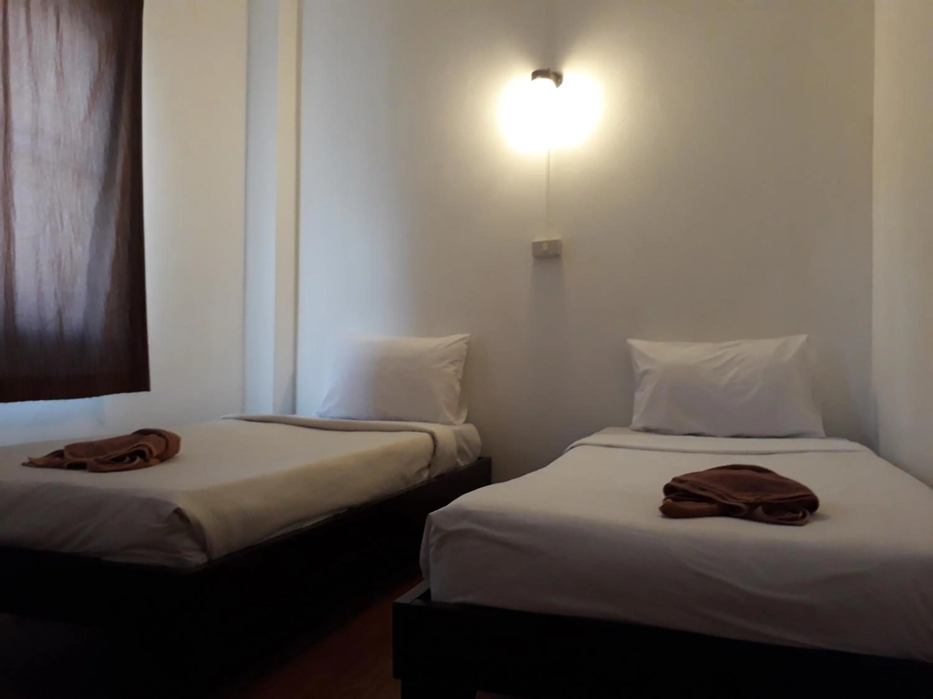 Standard Twin Room in Laos Haven Hotel