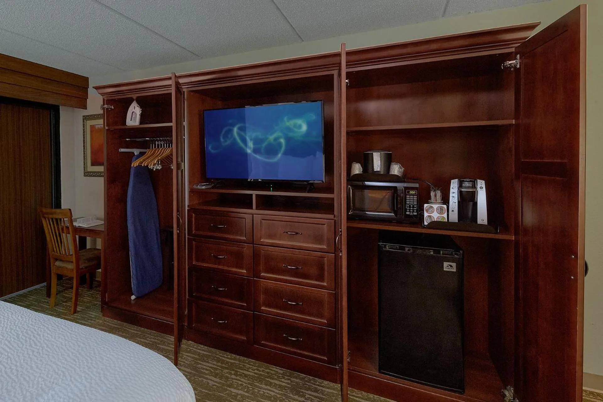 Standard King Room in The Inn On The River