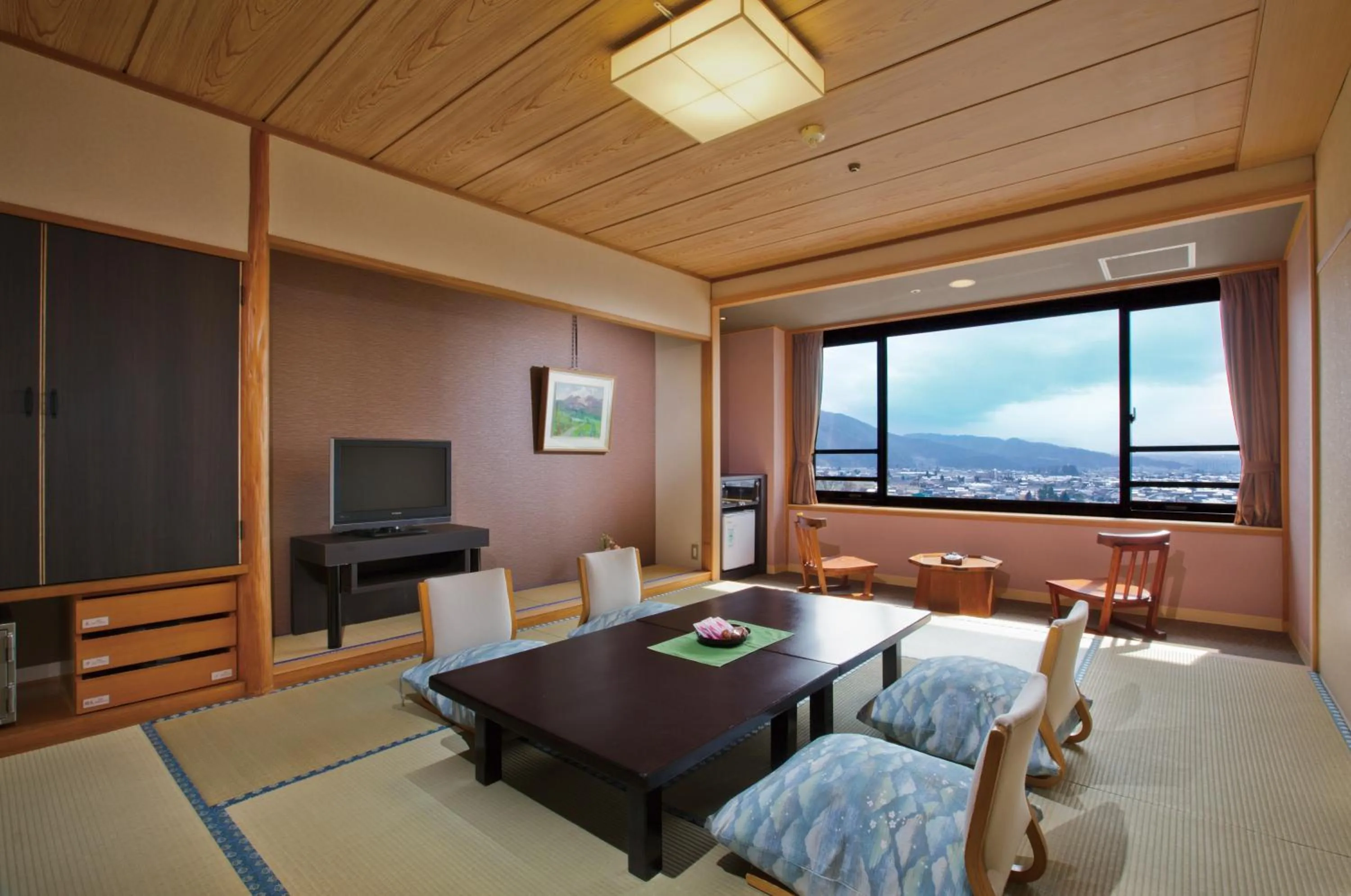 Japanese-Style Room in Shoho