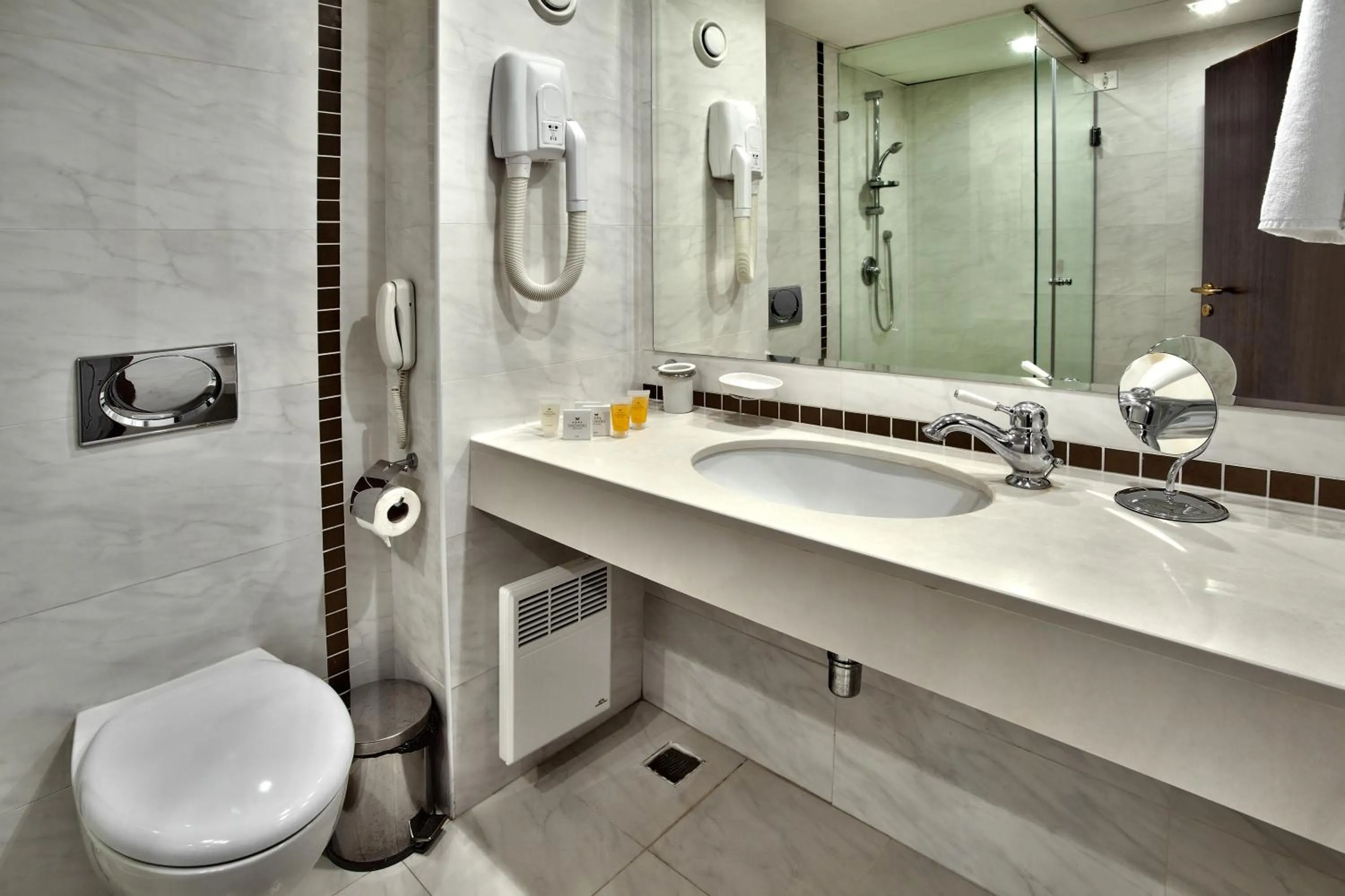 Double or Twin Room (2 Adults + 1 child up to 3.99 years old) in Interhotel Sandanski