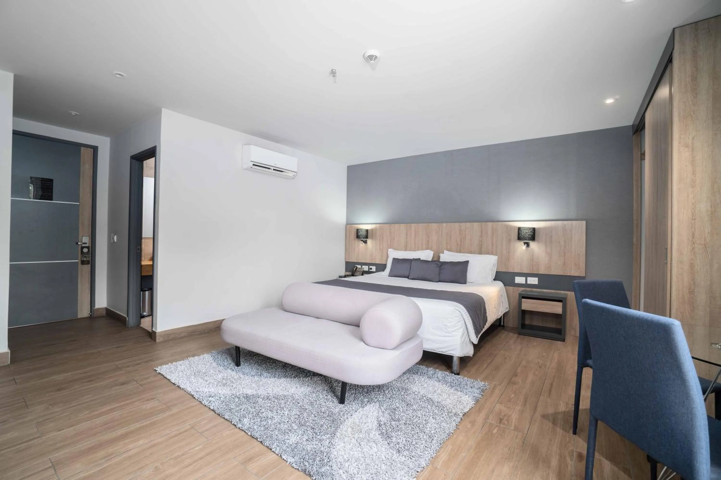 King Room in Hotel Plaza del Lili