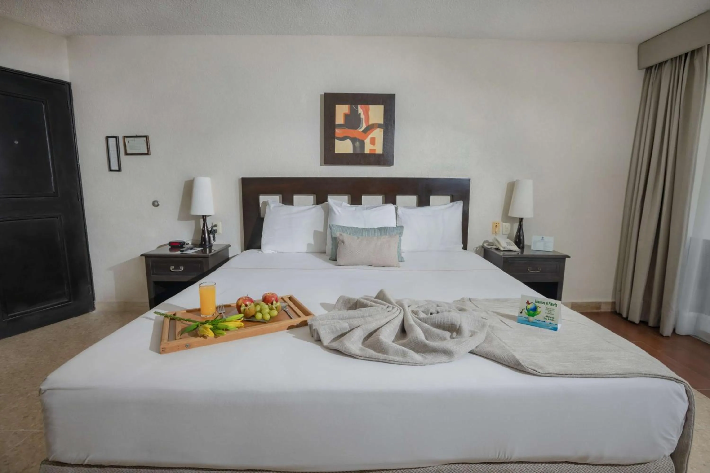 King Suite - Non Smoking in Best Western Hotel Posada Freeman Zona Dorada