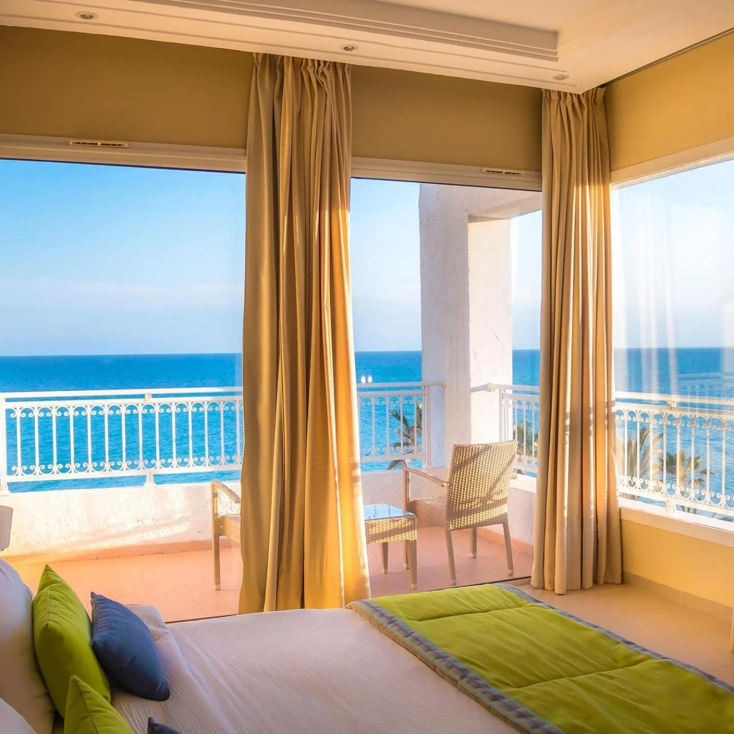 King Suite with Sea View in Hotel Bel Azur Thalasso & Bungalows