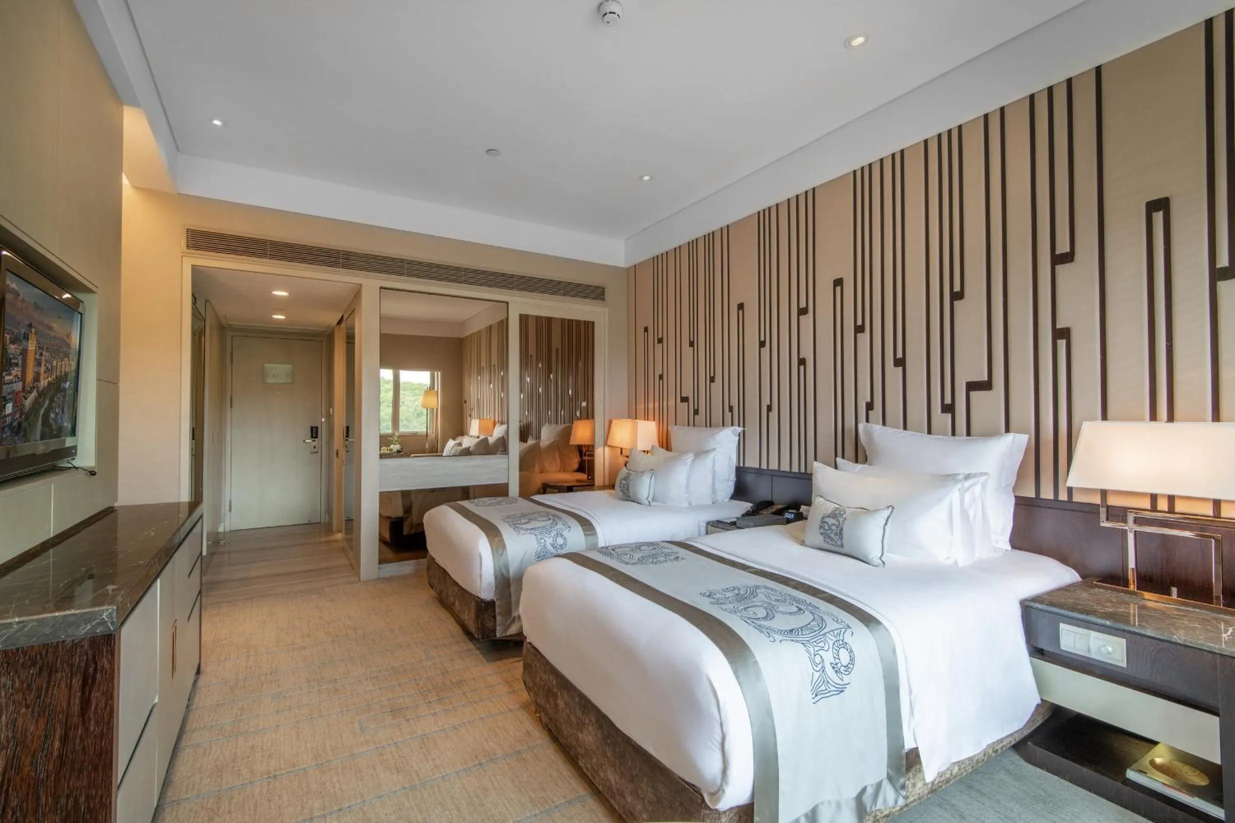 Superior Twin Room in Grand Pacific Hotel Ningbo