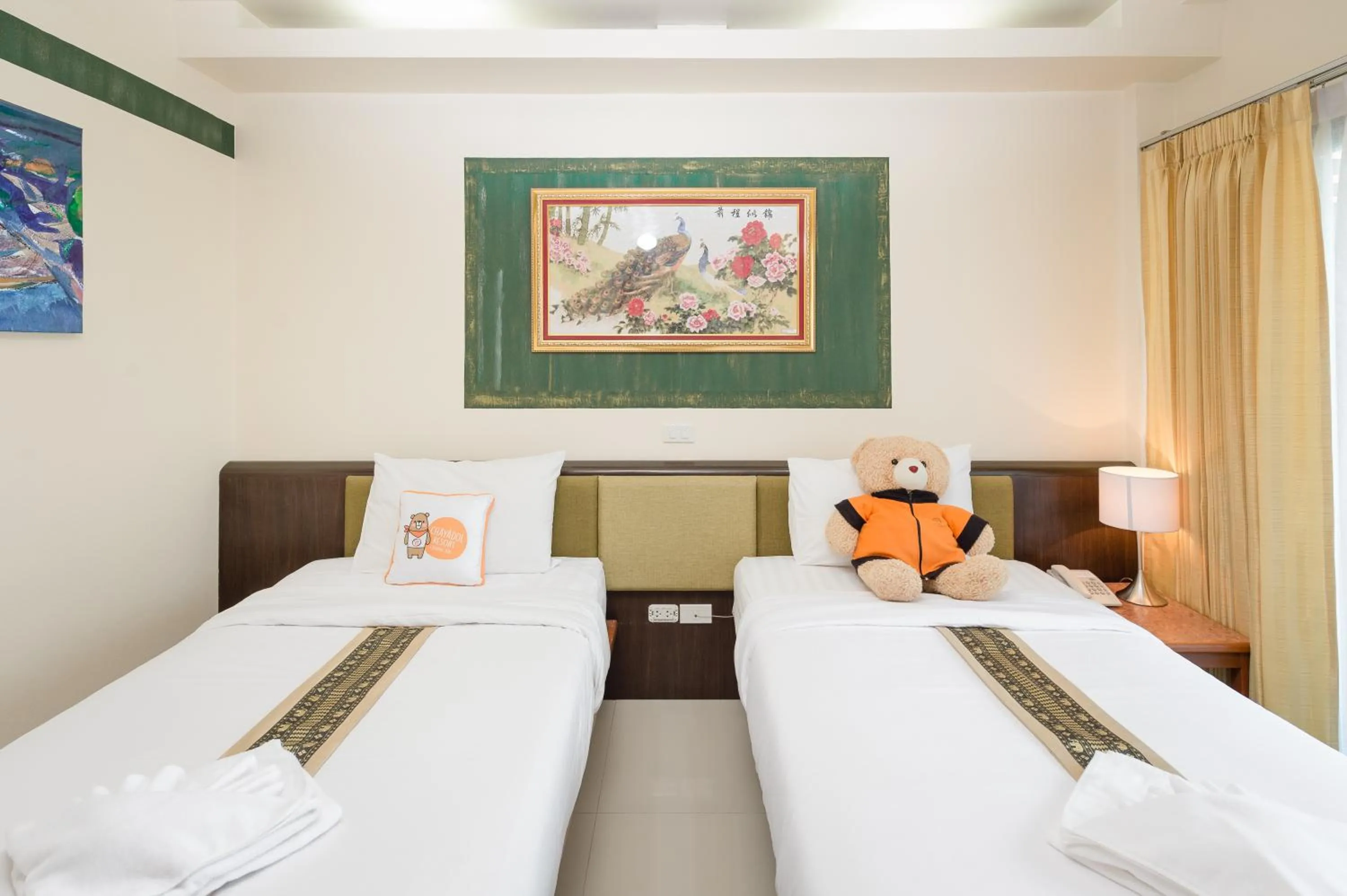 Deluxe Twin Room in Chayadol Resort - SHA Extra Plus