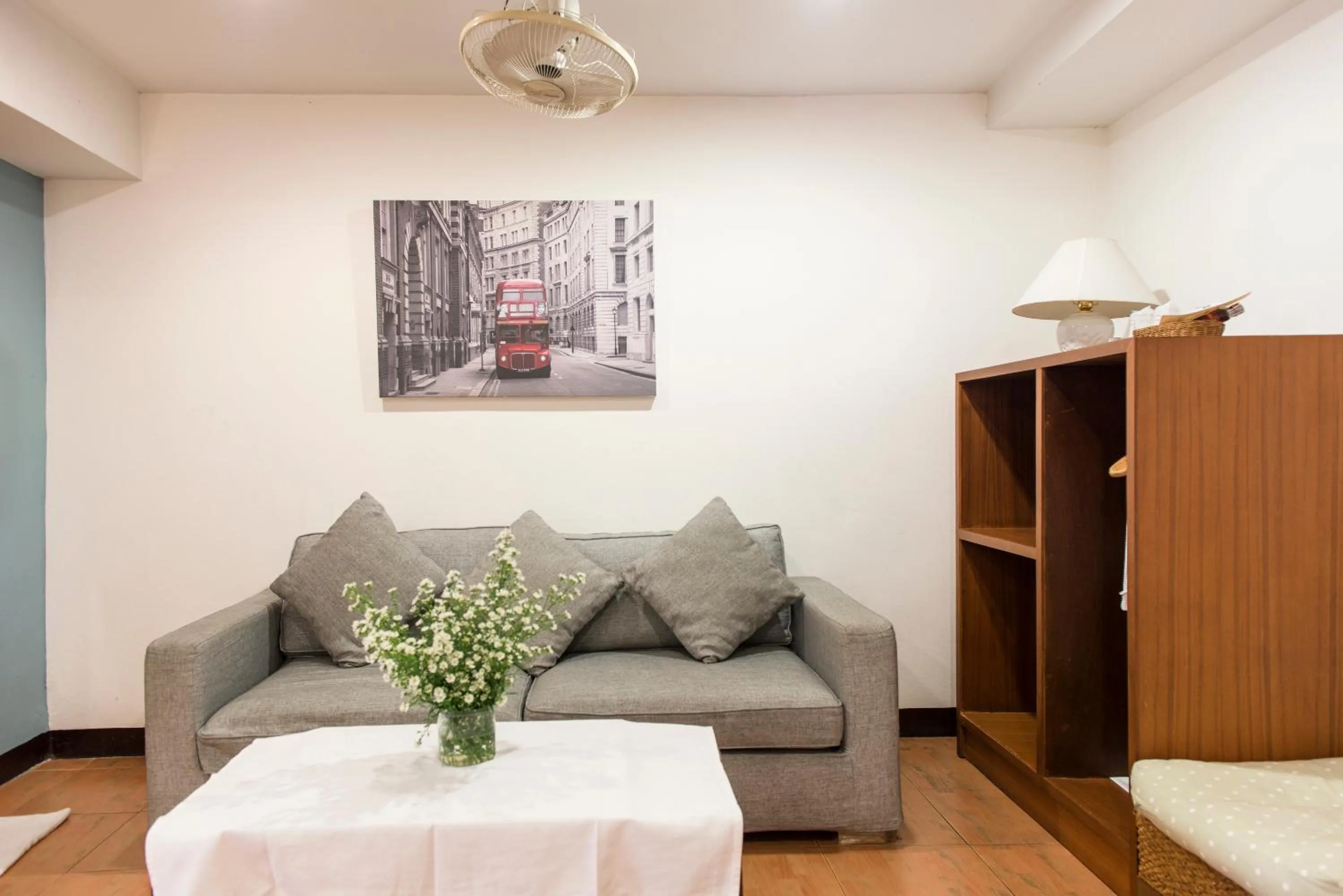 Deluxe Double Room with Bath in The Best Bangkok House