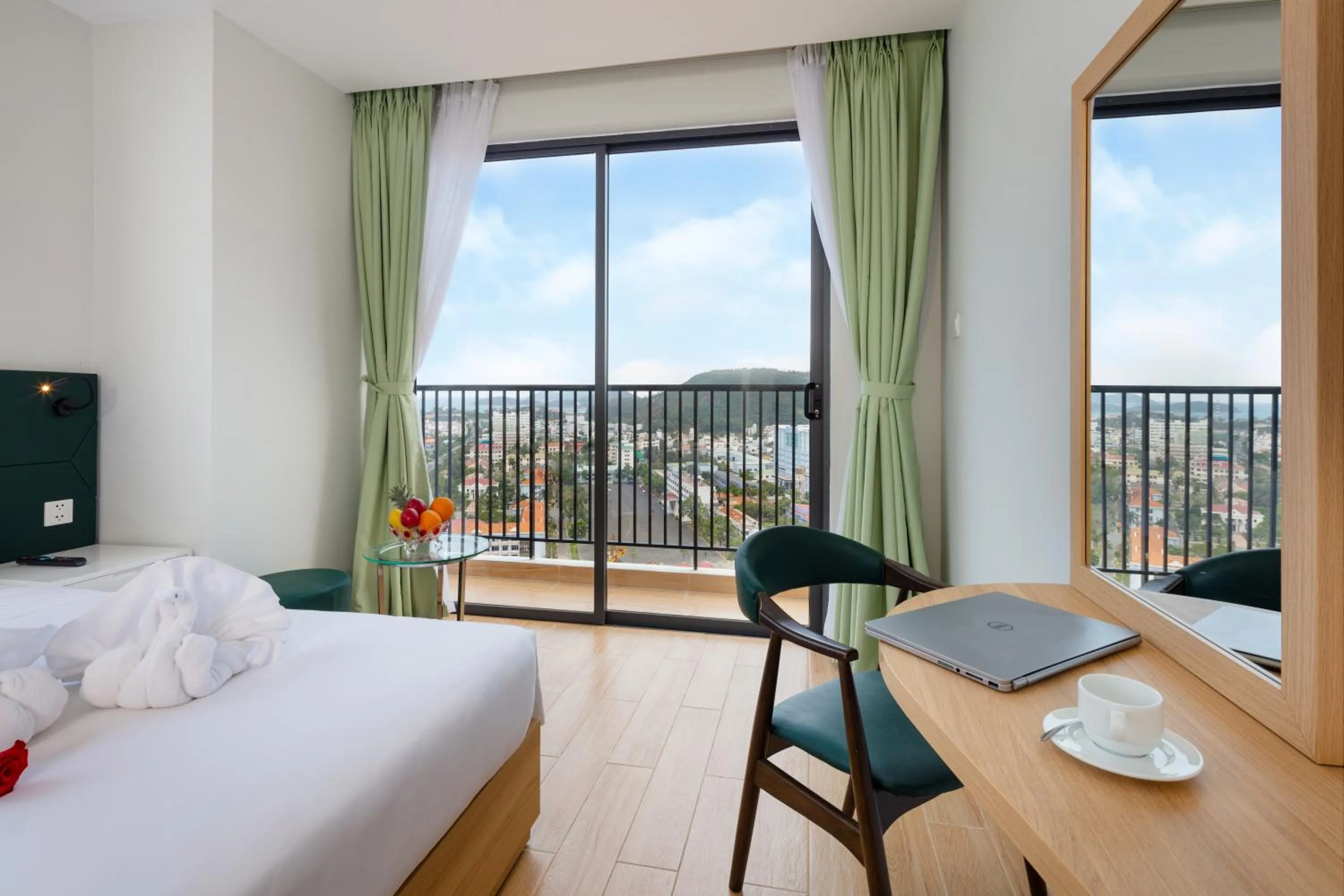 Superior Double or Twin Room with City View in Crown Hotel Nha Trang