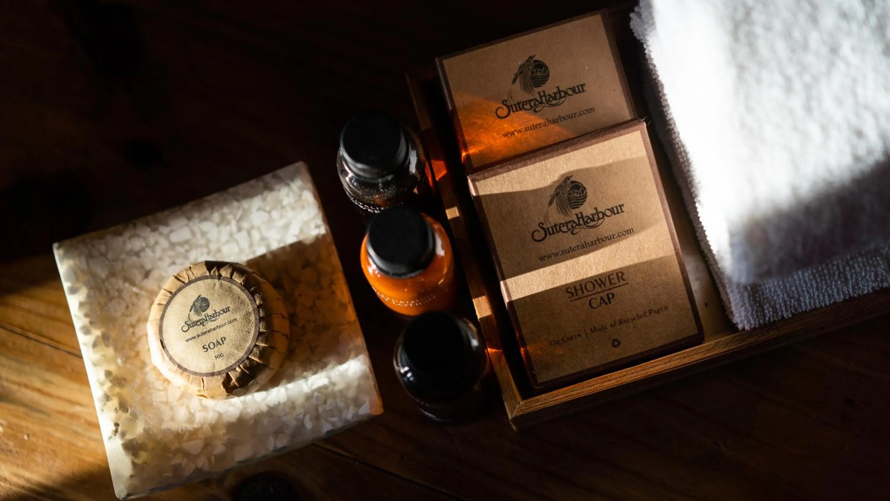 SEA TRANSFER INCLUDED - Deluxe Twin in Sutera at Mantanani Island Resort & Spa