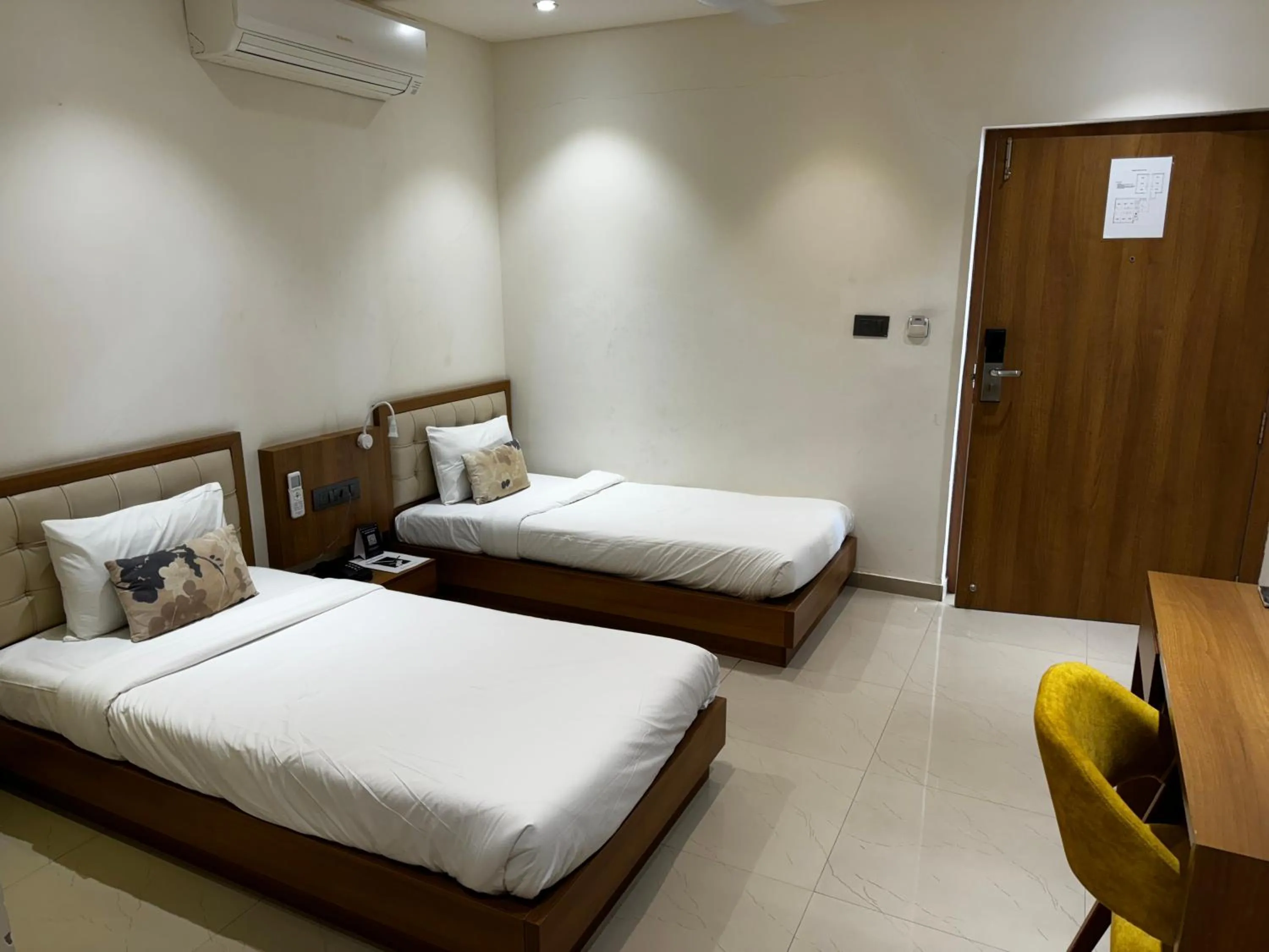 Deluxe Room in Siara Styles Amba Suites, Gandhinagar