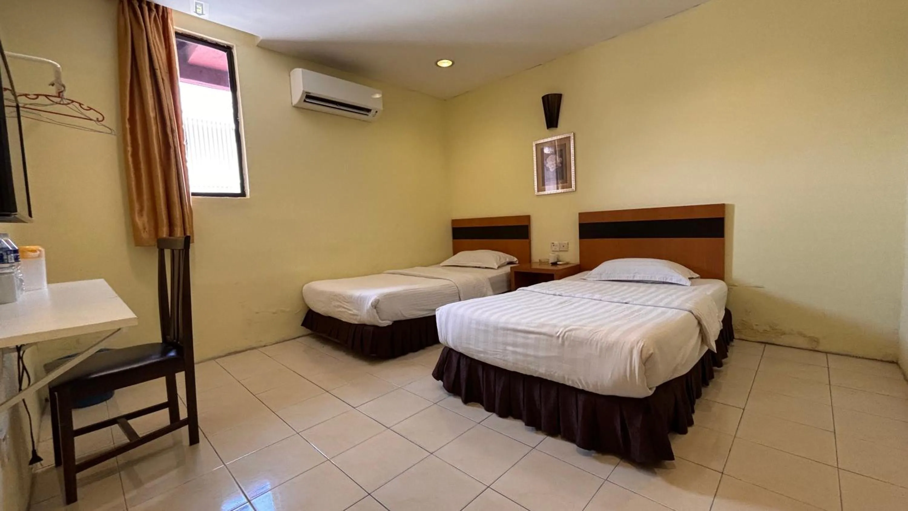 Deluxe Twin Room in Hotel Centum