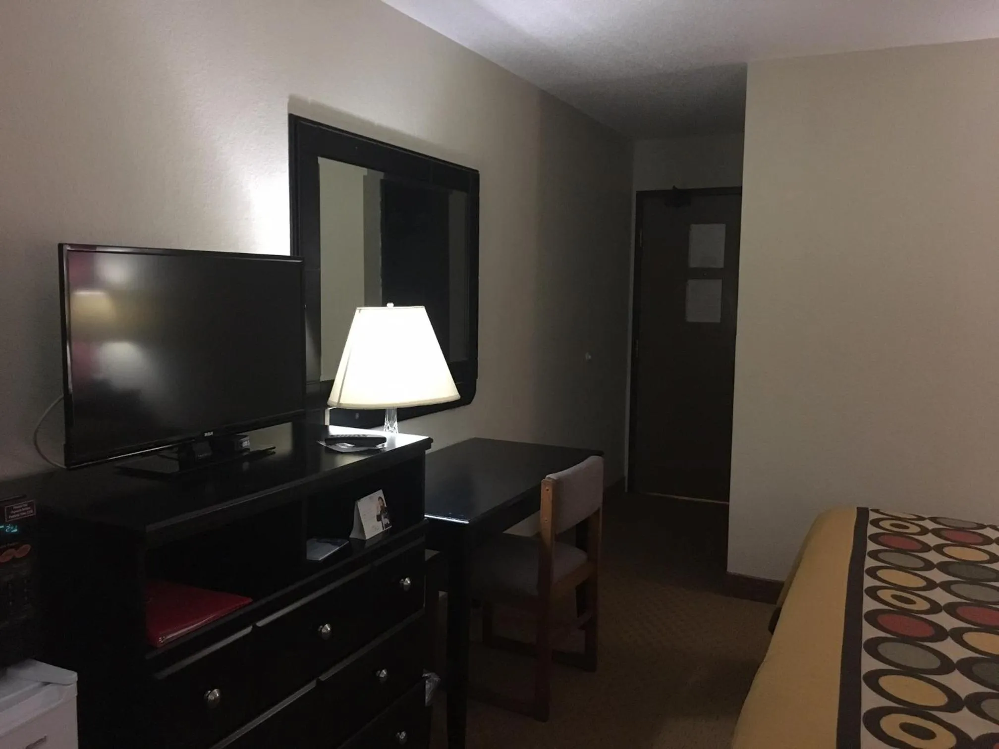 King Room- Non-Smoking in Super 8 by Wyndham New Castle