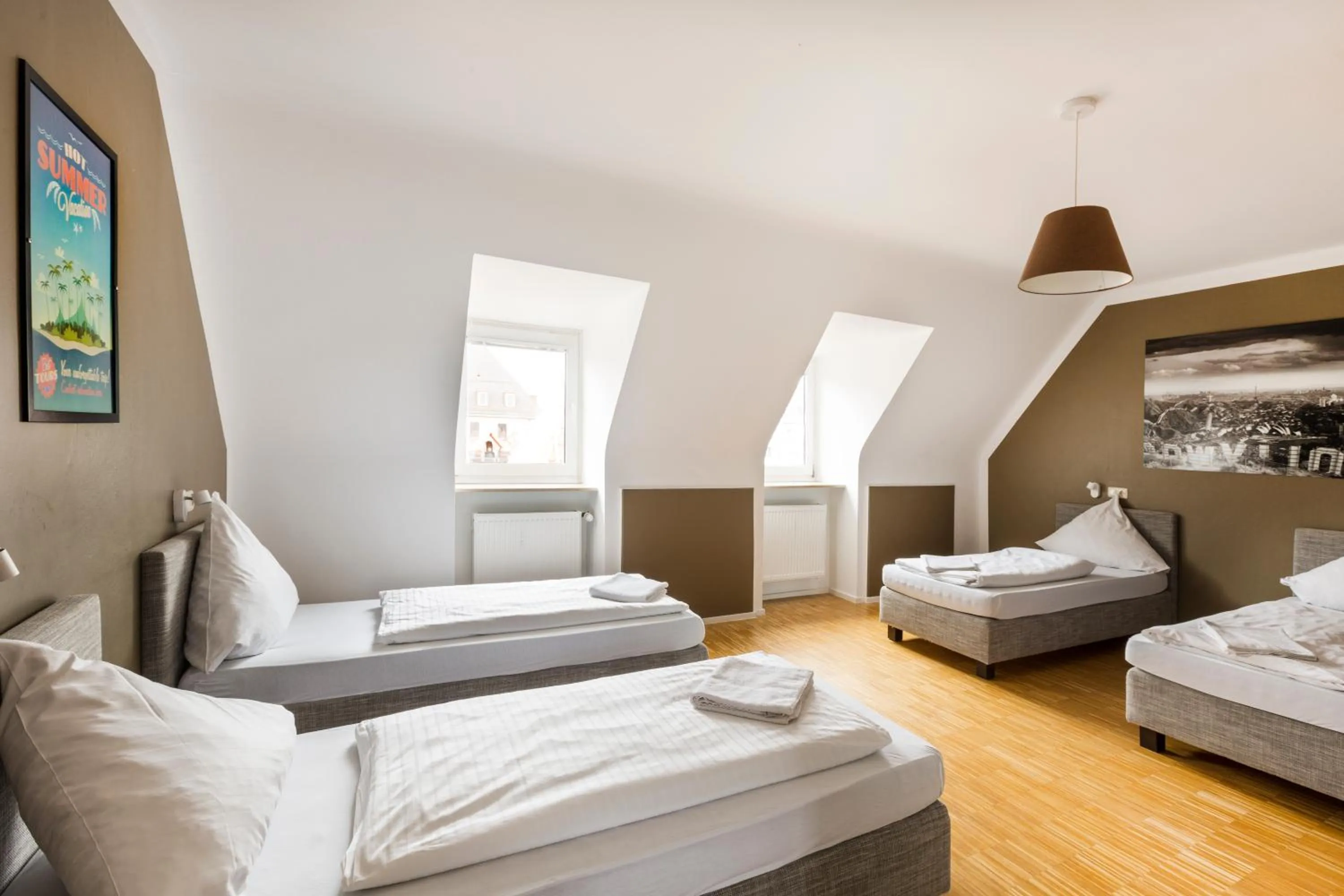 Two-Bedroom Apartment in Five Reasons Hostel & Hotel