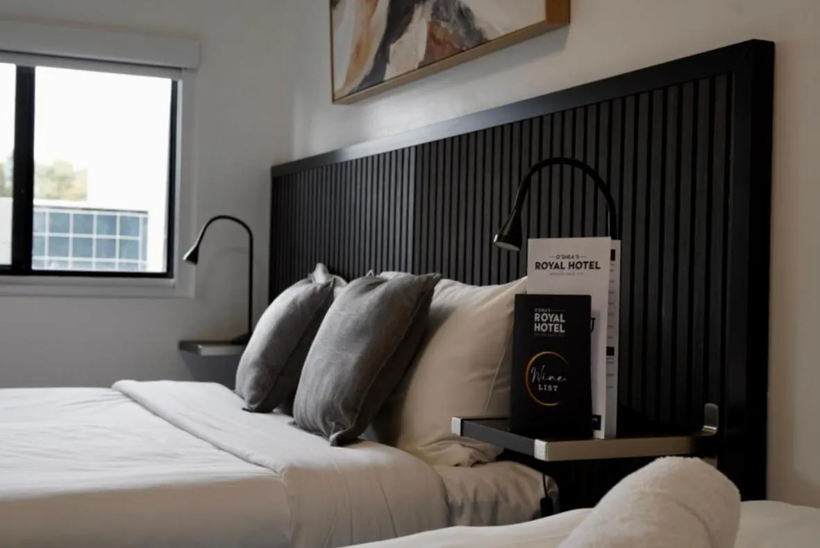 Double or Twin Room with Bathroom in O'Shea's Royal Hotel