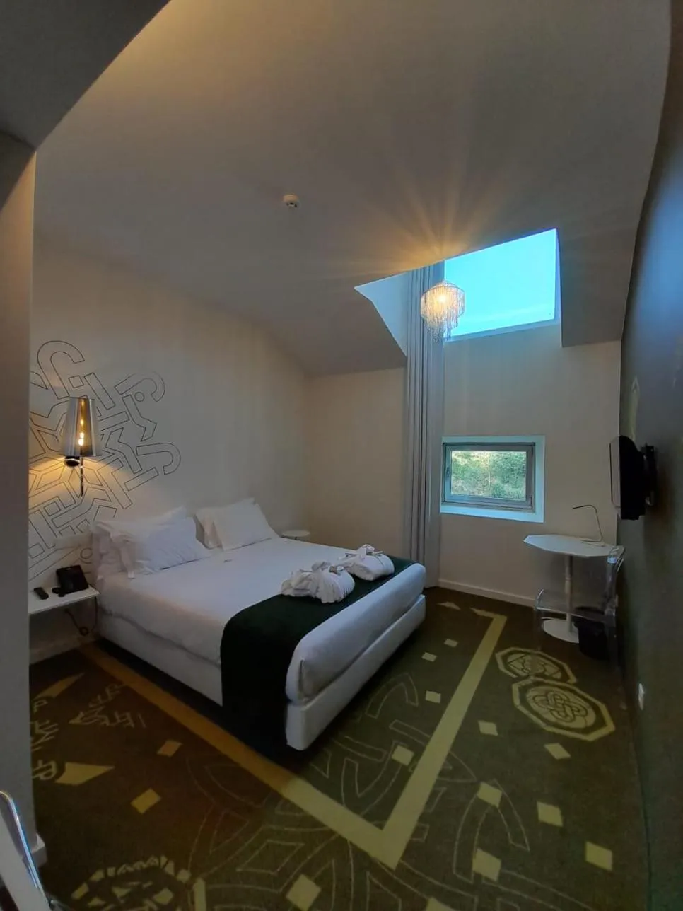 Standard Double Room in HD | Duecitânia Design Hotel